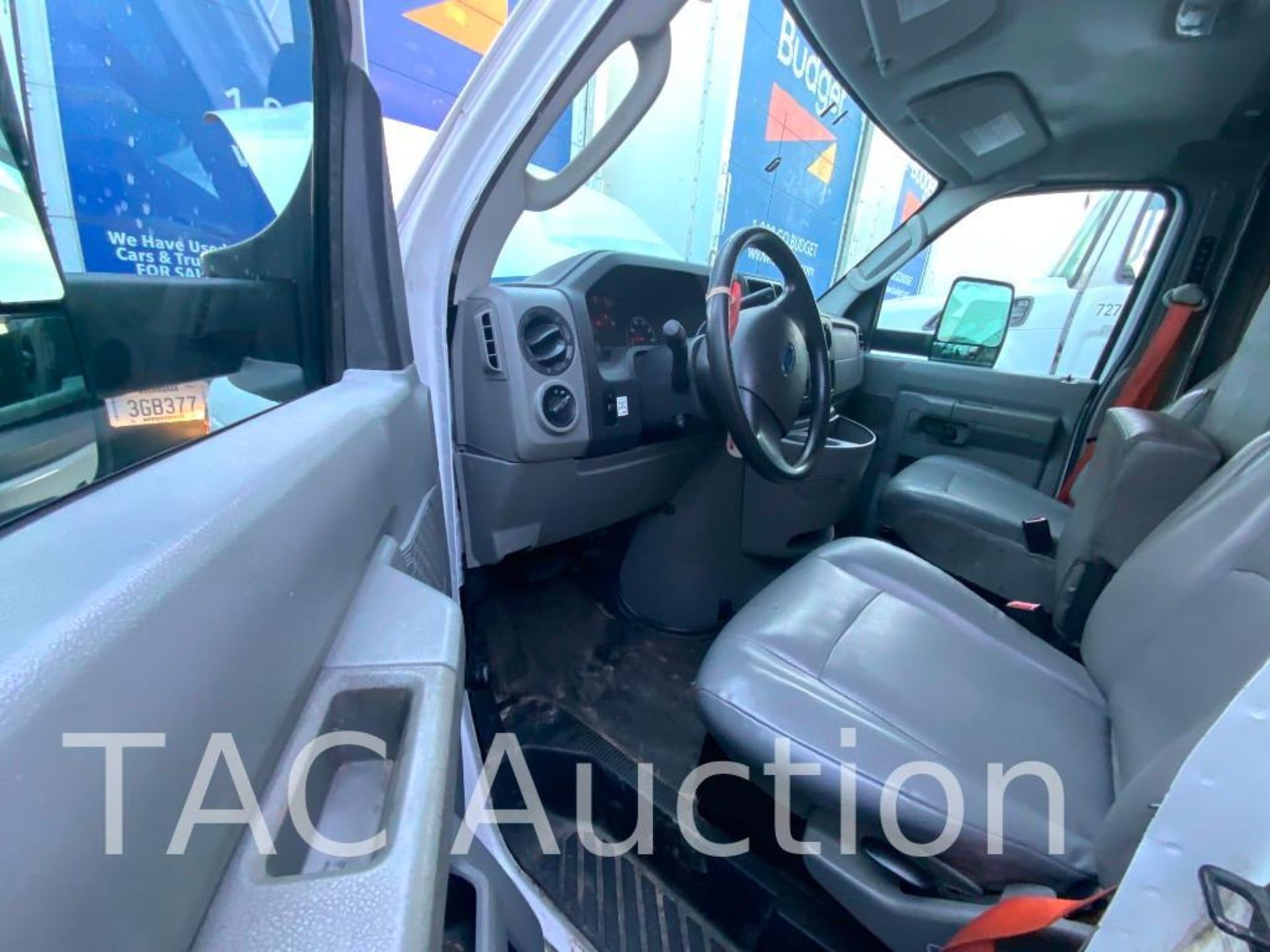 2014 Ford E-350 16ft Box Truck - Image 29 of 42