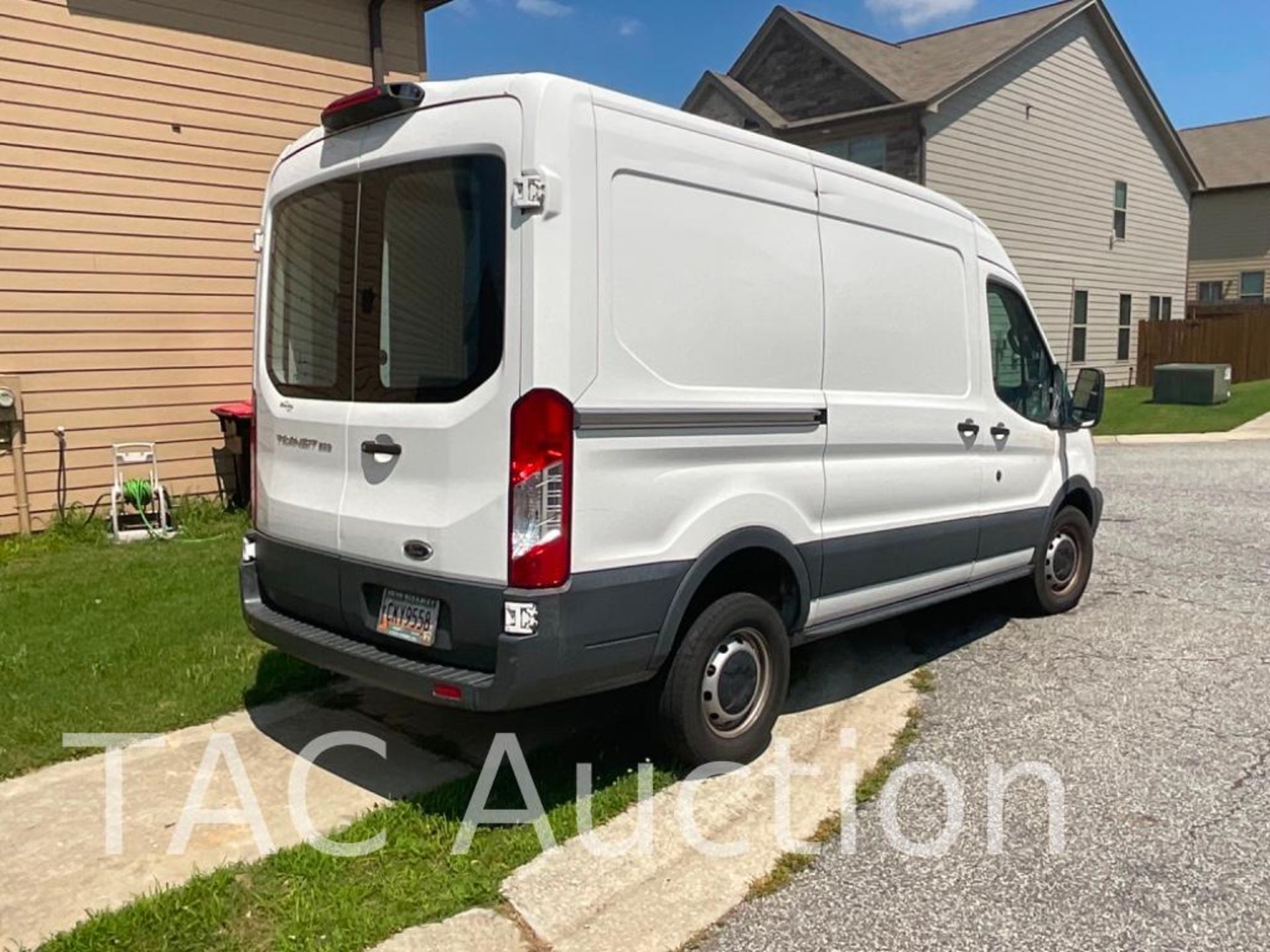 2018 Ford 250 Transit Cargo Van - Image 5 of 30