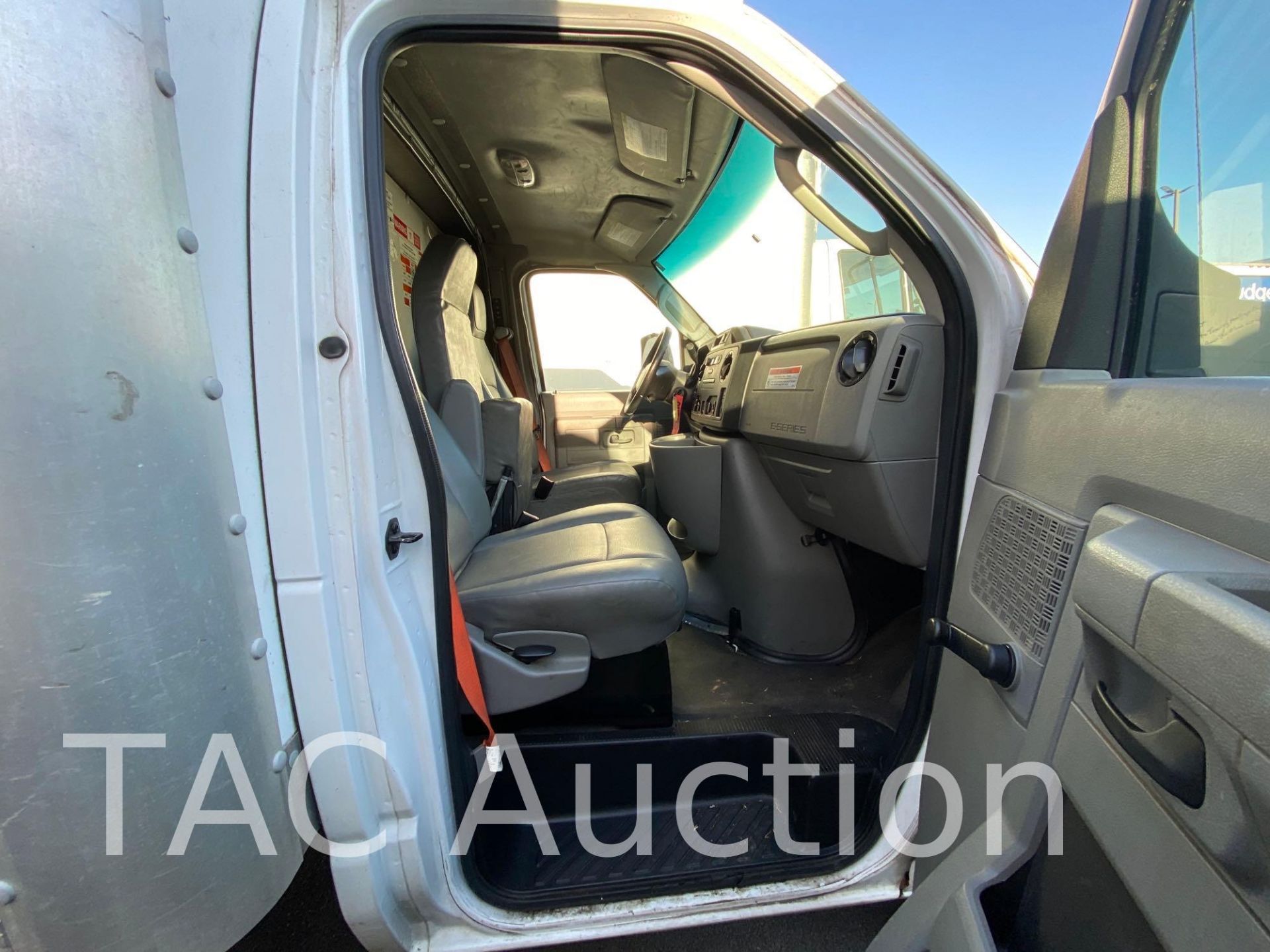 2014 Ford E-350 16ft Box Truck - Image 18 of 55