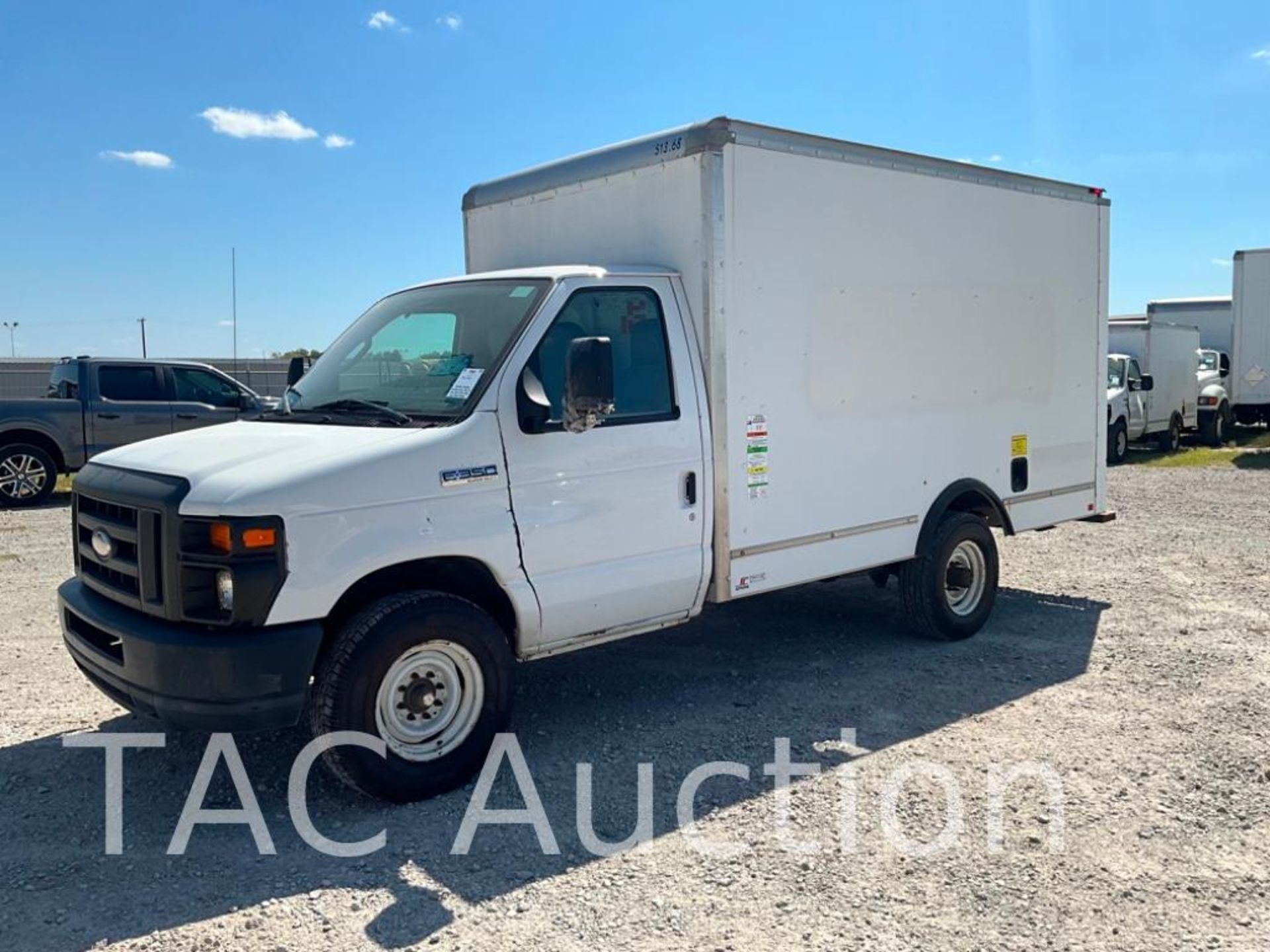 2015 Ford E-350 12ft Box Truck