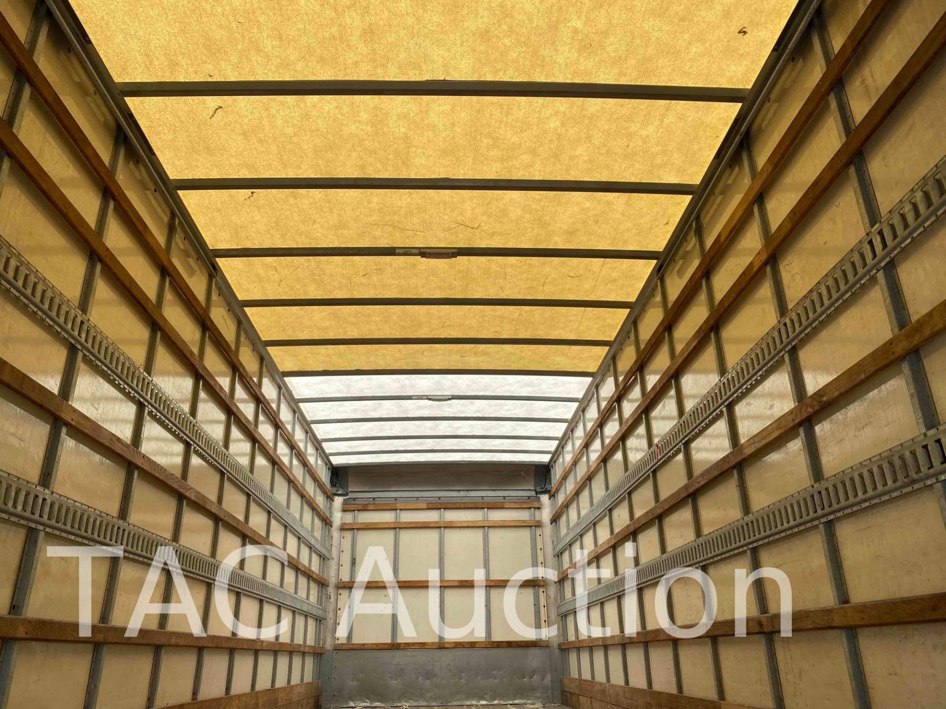 2015 International Durastar 4300 26ft Box Truck - Image 10 of 55