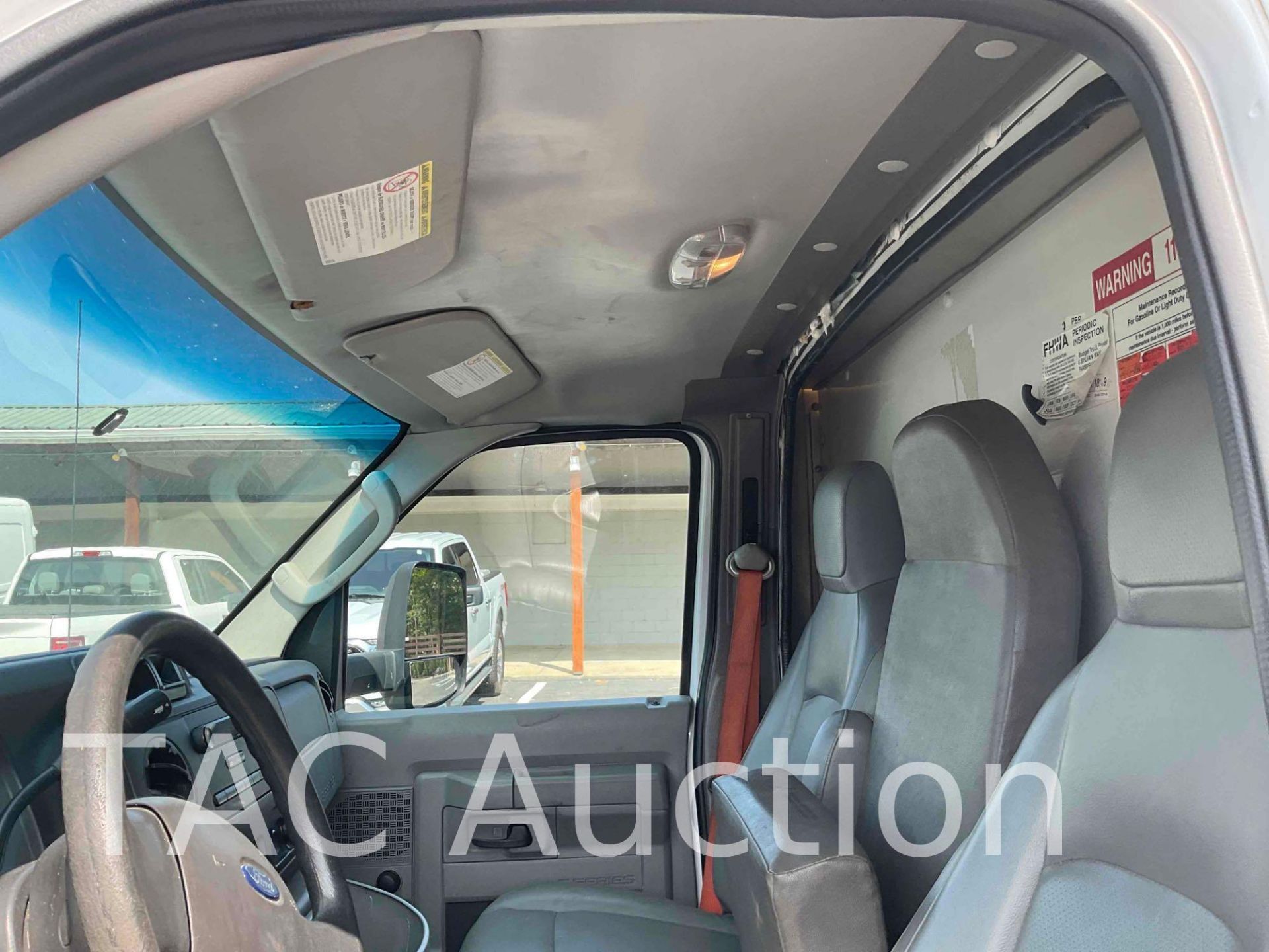 2016 Ford E-350 16ft Box Truck - Image 10 of 41