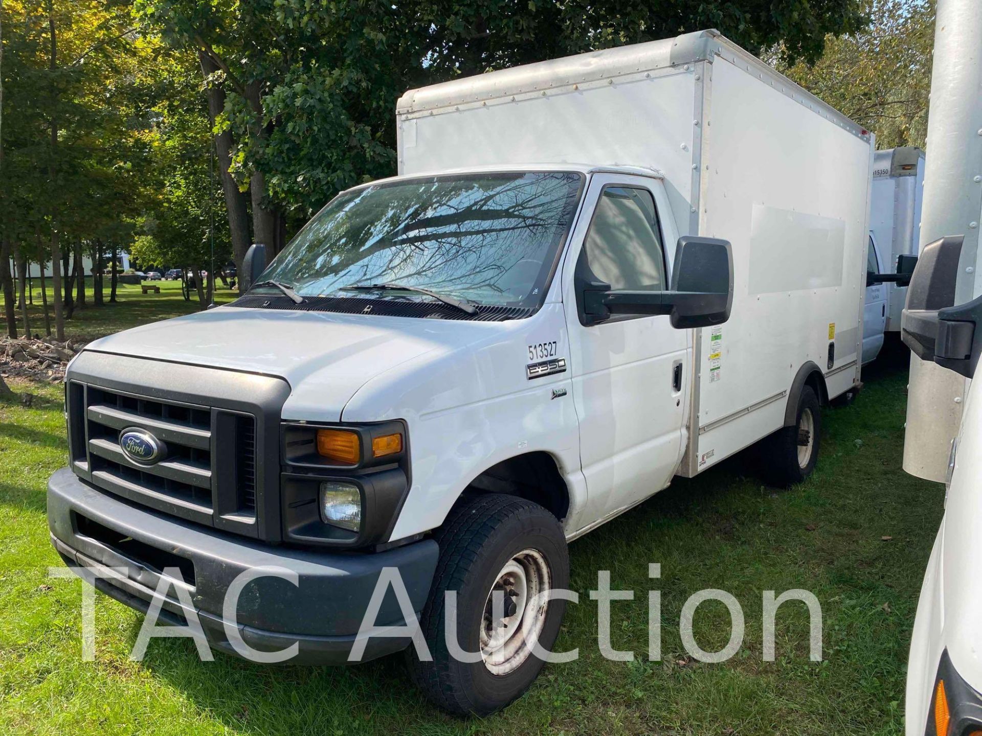 2015 Ford Econoline E-350 12ft Box Truck