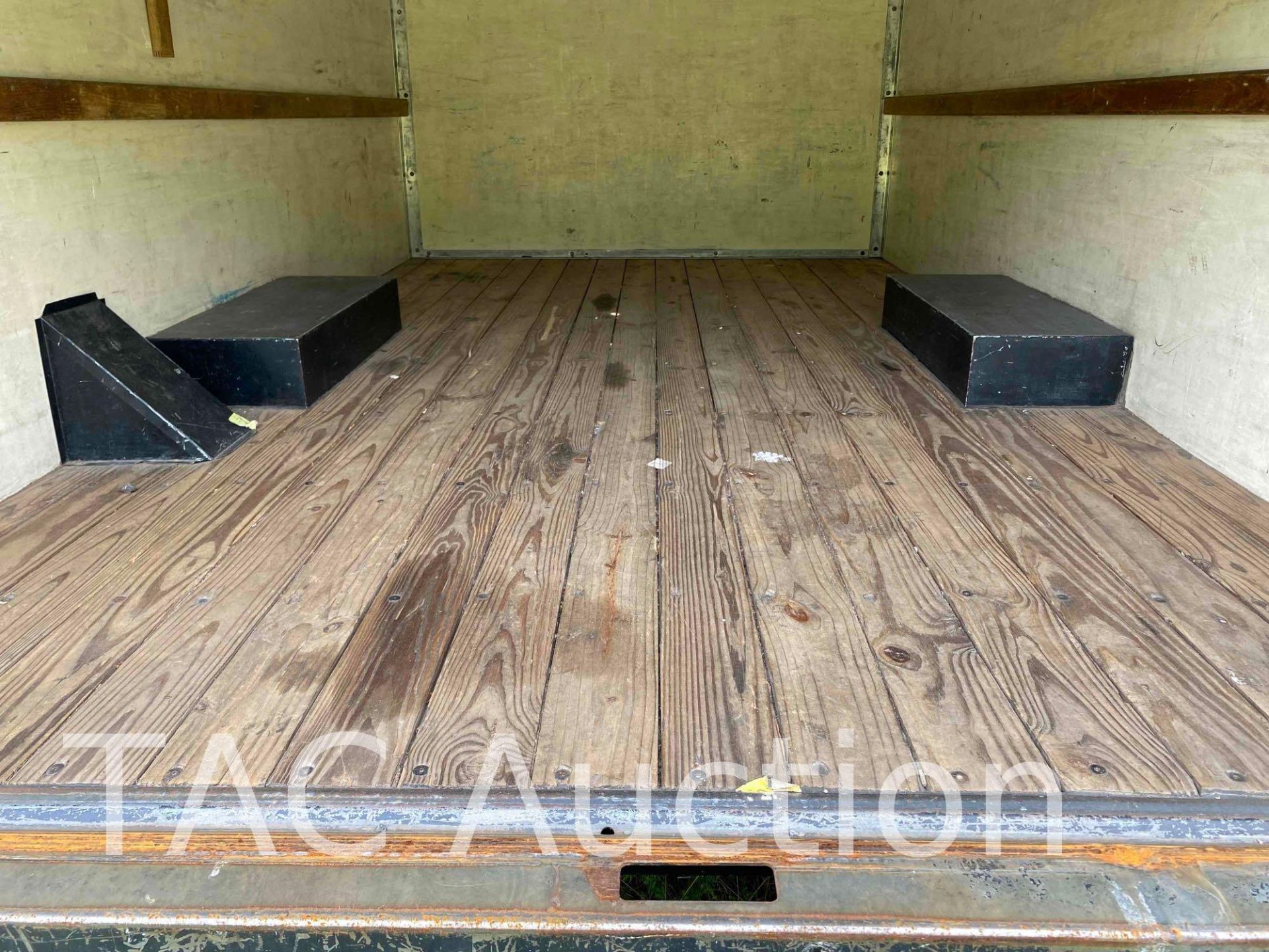 2015 Ford Econoline E-350 12ft Box Truck - Image 10 of 48