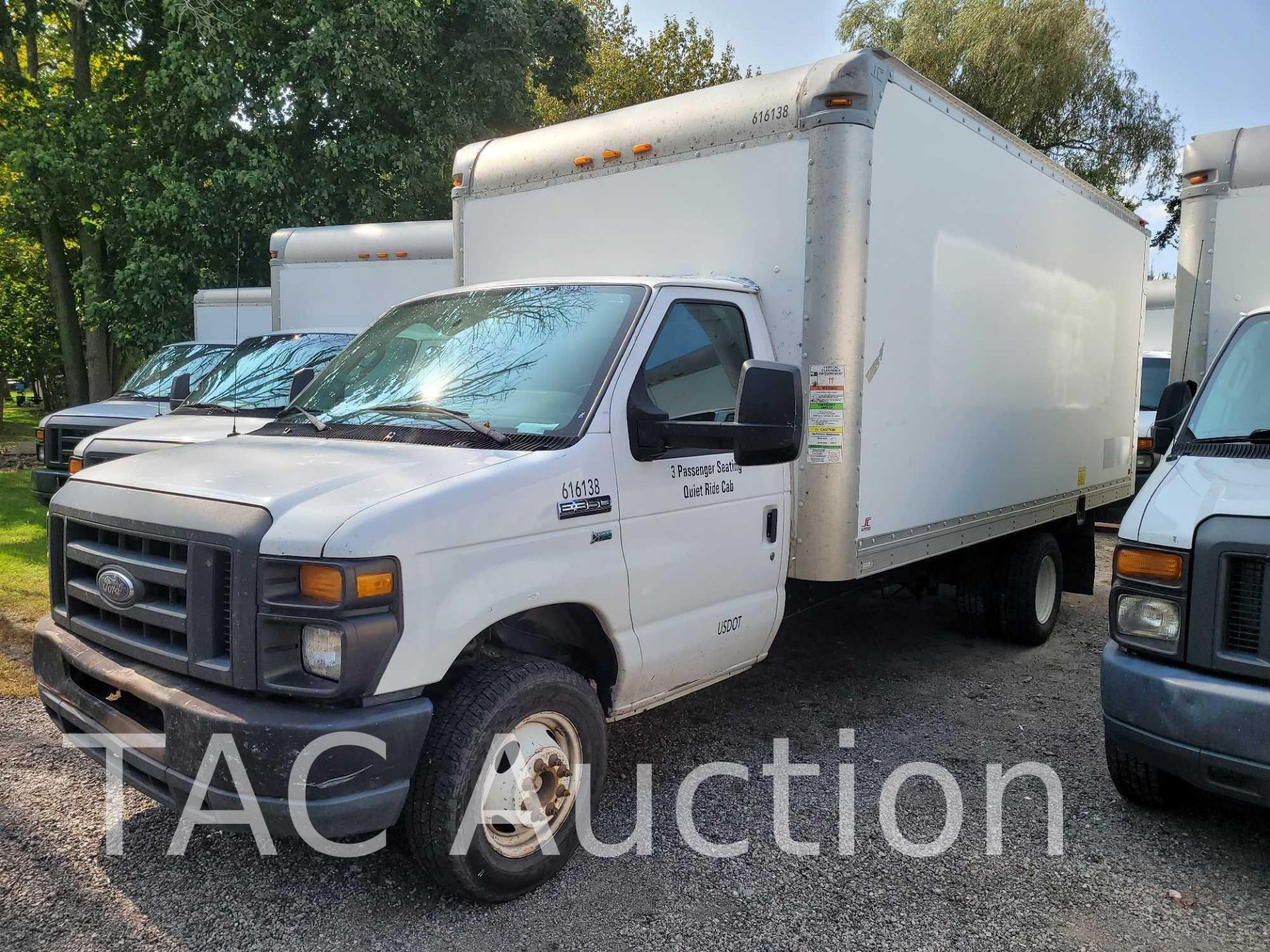 2016 Ford E-350 16ft Box Truck