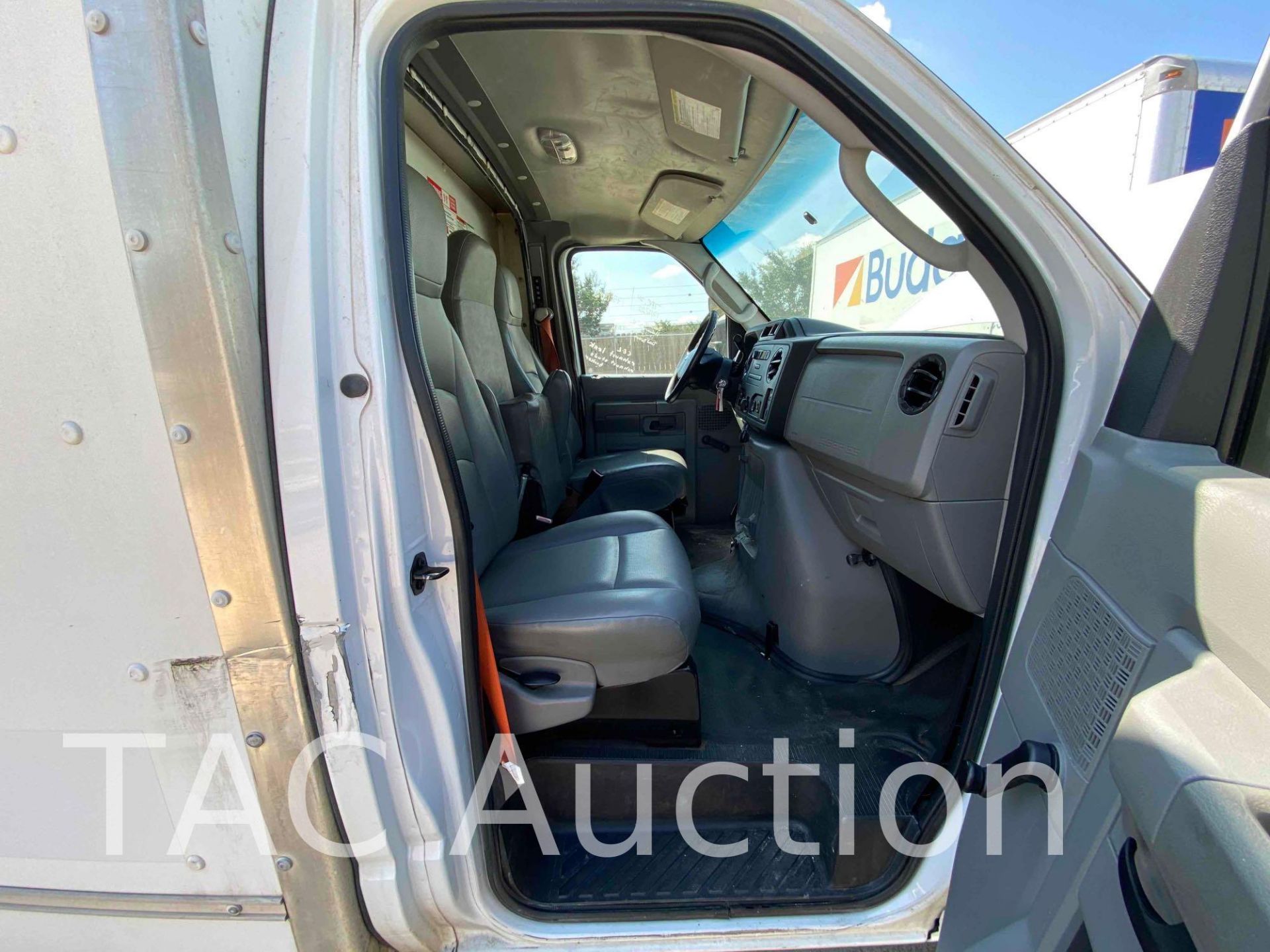 2015 Ford E-350 12ft Box Truck - Image 22 of 51