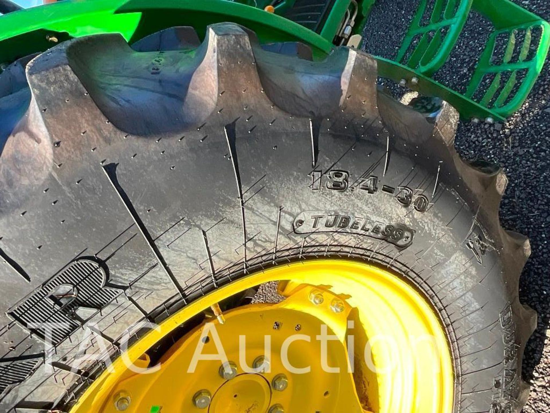 2014 John Deere 5100E 4x4 Farm Tractor - Image 19 of 21