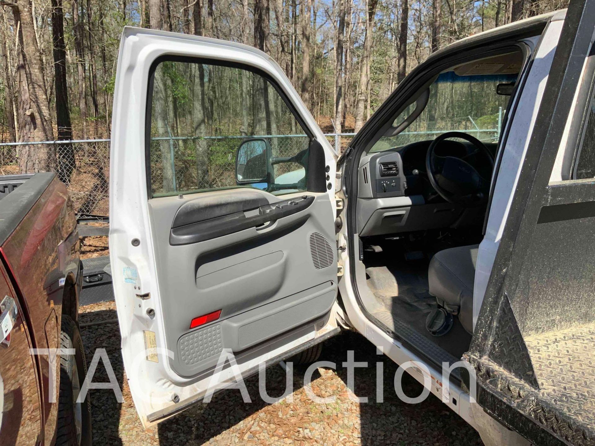 2006 Ford F-450 Flat Bed Dump Truck - Image 13 of 52