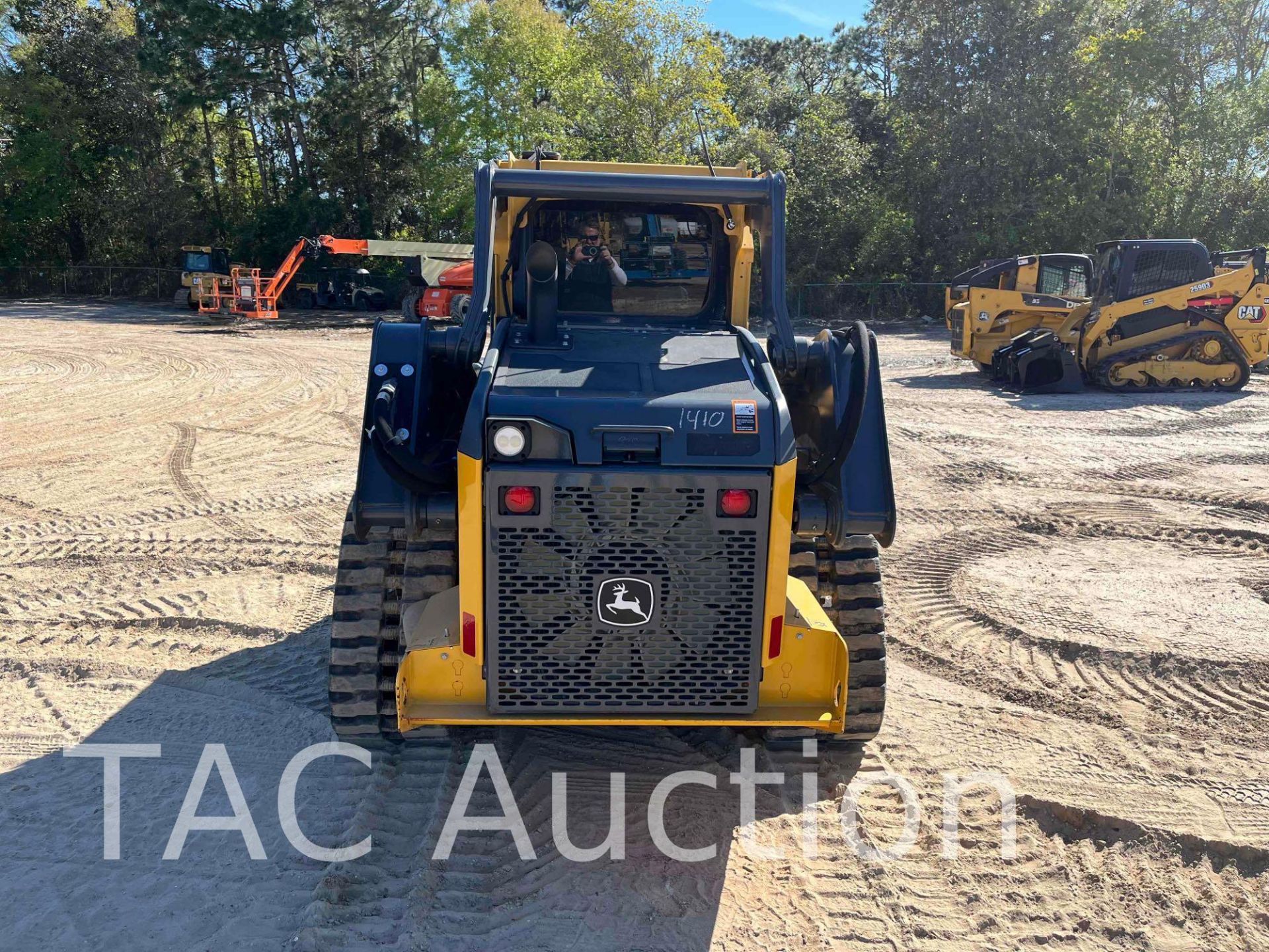 2022 John Deere 325G Skid Steer - Image 8 of 30