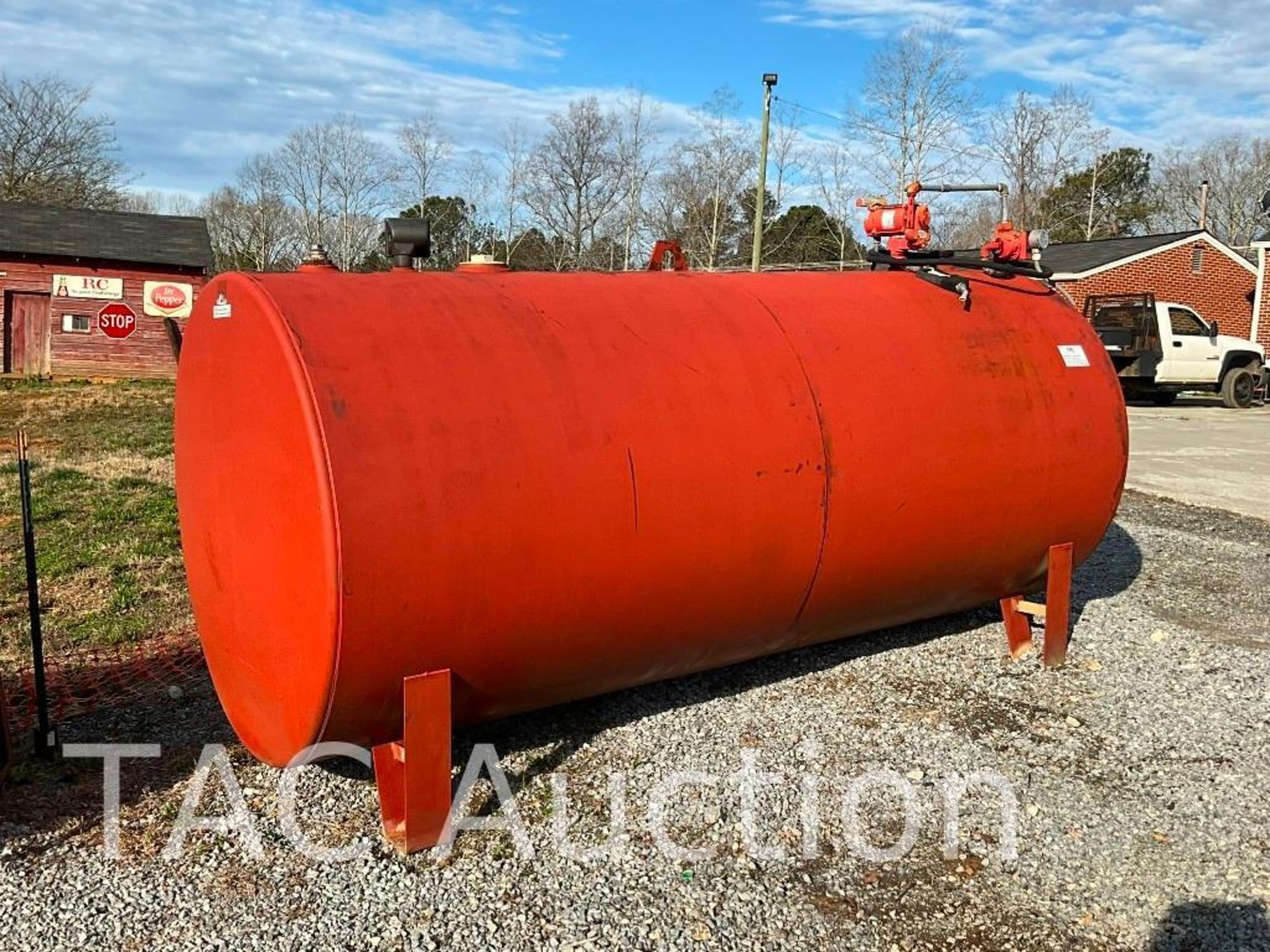 1,689 Gallon Above Ground Fuel Tank - Image 3 of 9