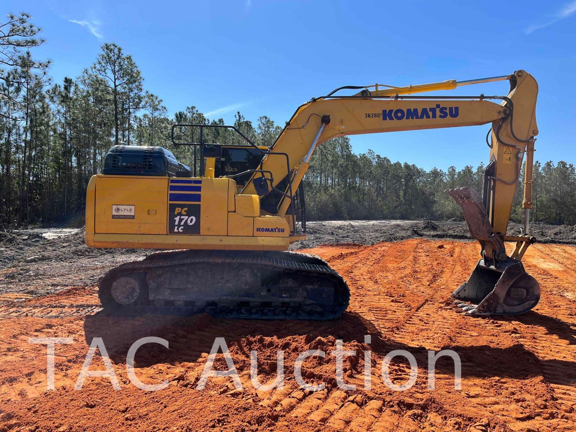 2022 Komatsu PC170LC-11 Excavator W/ Hydraulic Thumb - Image 8 of 32