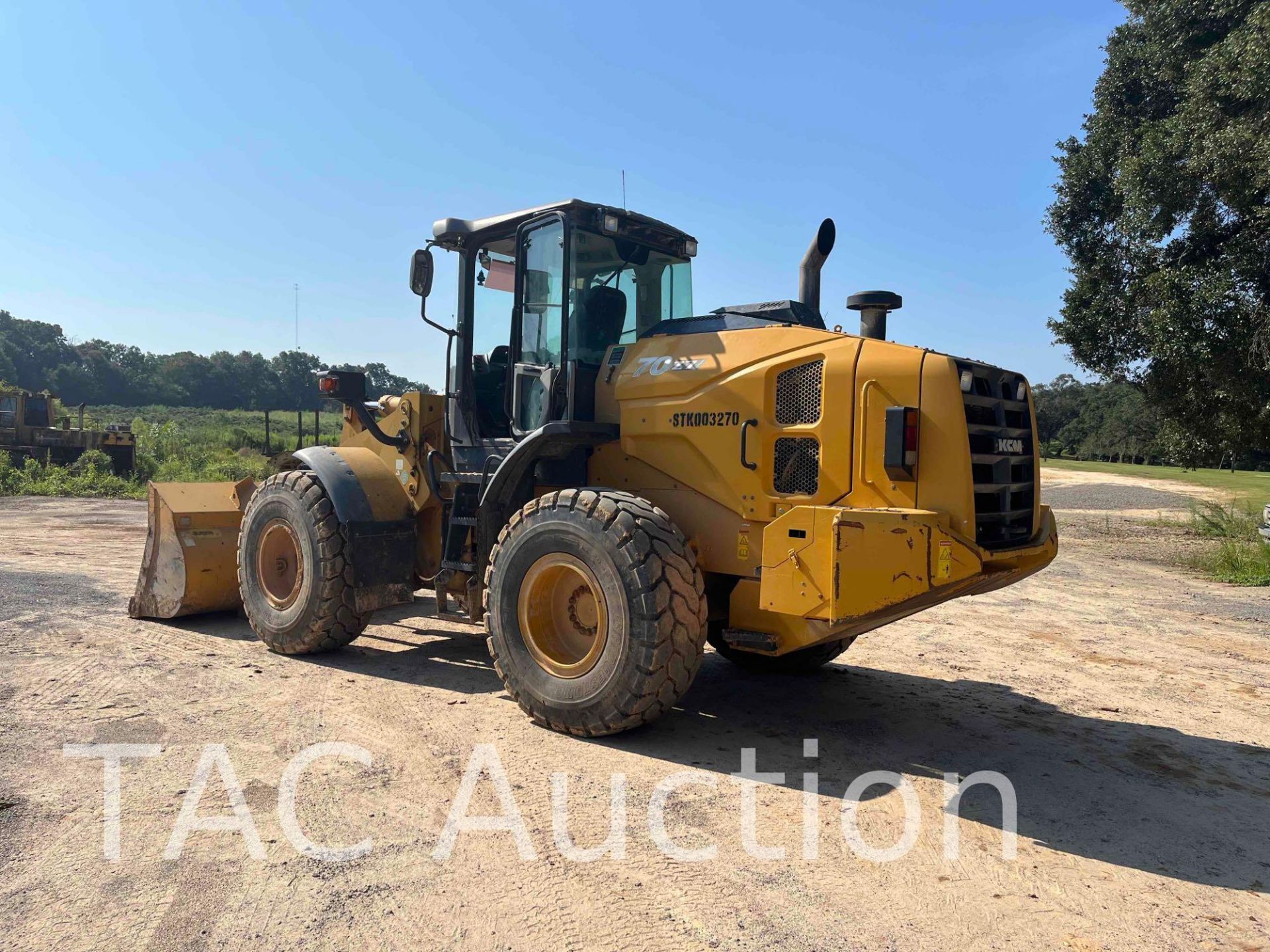 2017 Kawasaki 70Z7 Wheel Loader - Image 7 of 26