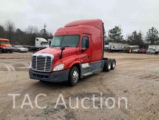 2014 Freightliner Cascadia Sleeper Truck