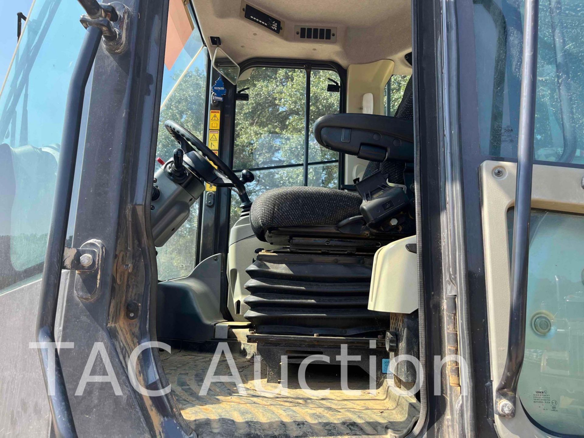 2017 Kawasaki 70Z7 Wheel Loader - Image 9 of 26