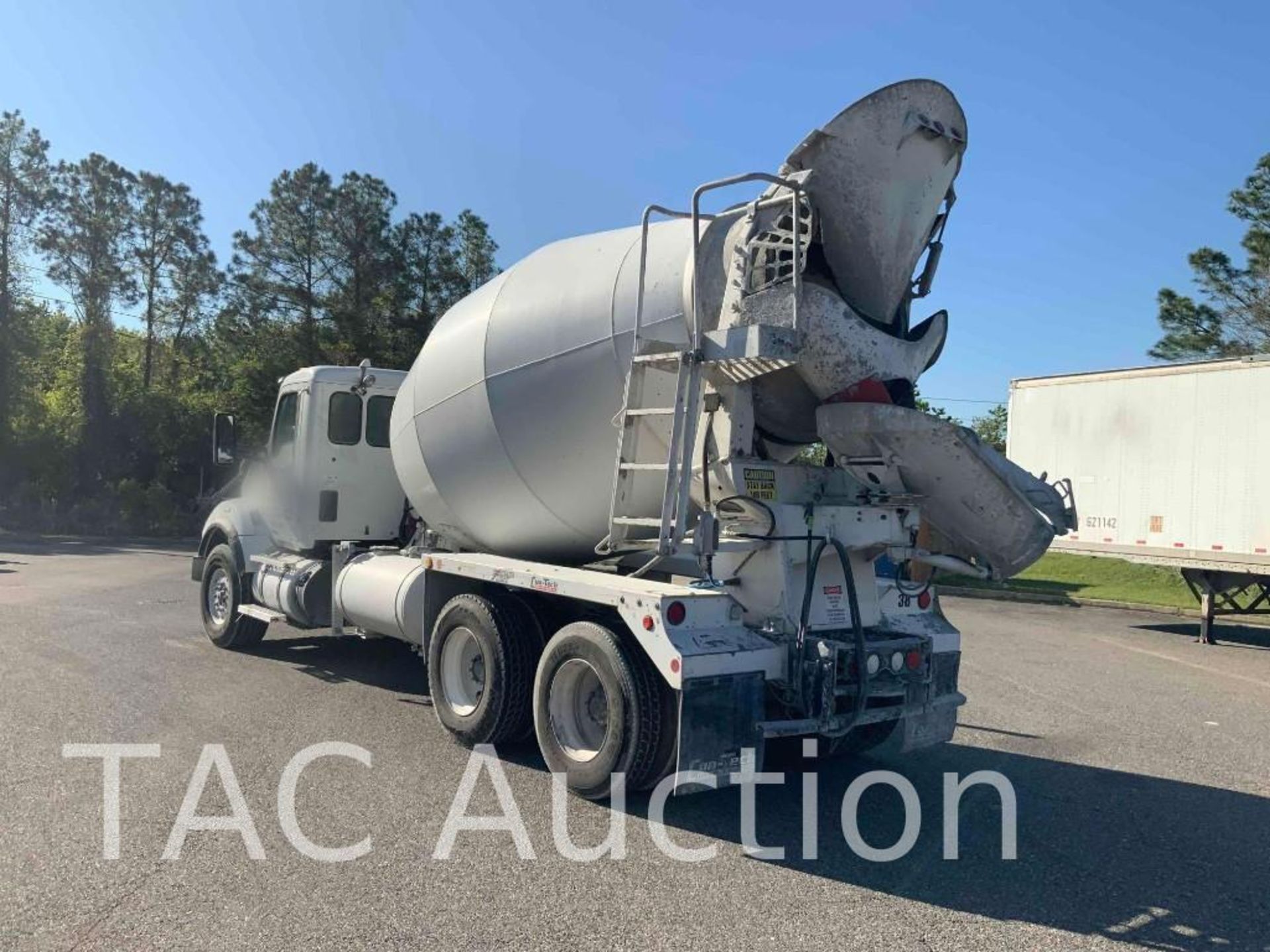 2018 Kenworth T880 Concrete Mixer Truck - Image 6 of 92