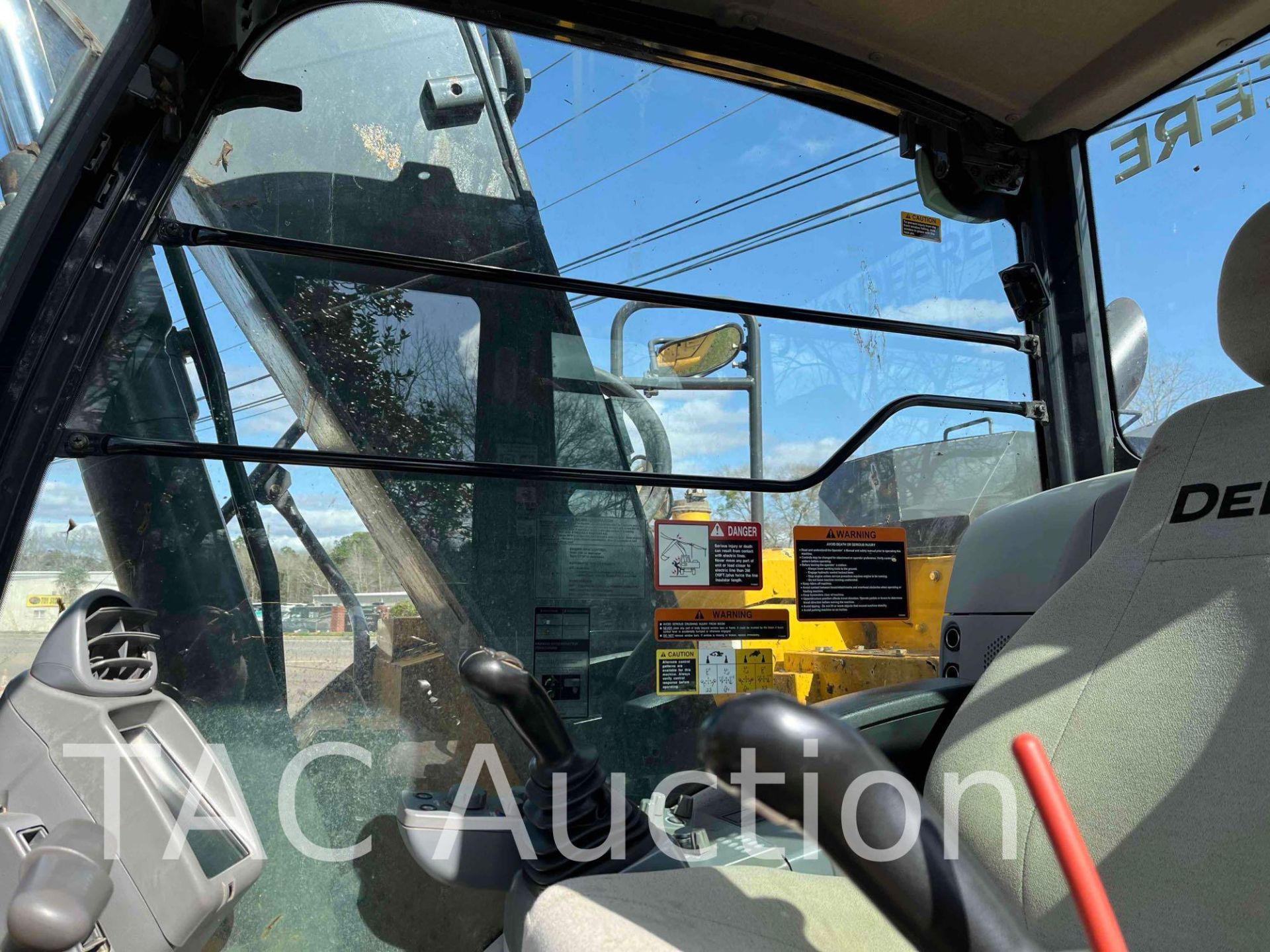 2019 John Deere 135G Excavator - Image 17 of 29