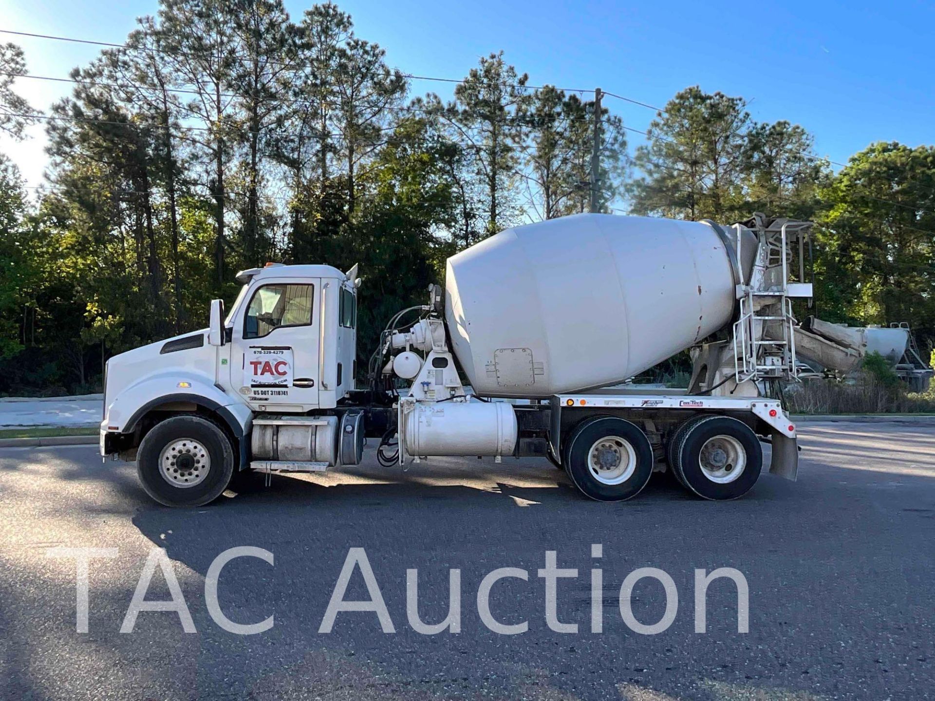 2018 Kenworth T880 Concrete Mixer Truck - Image 8 of 79