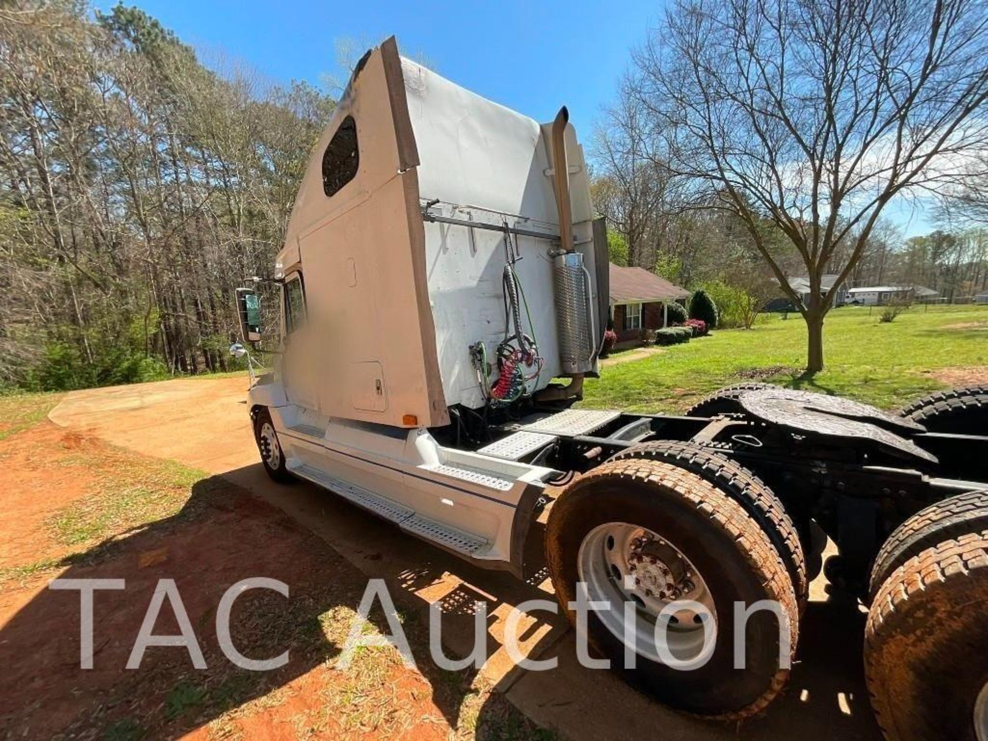 1998 Freightliner Century Class Sleeper Truck - Image 8 of 38