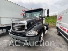 2006 Freightliner Columbia Day Cab