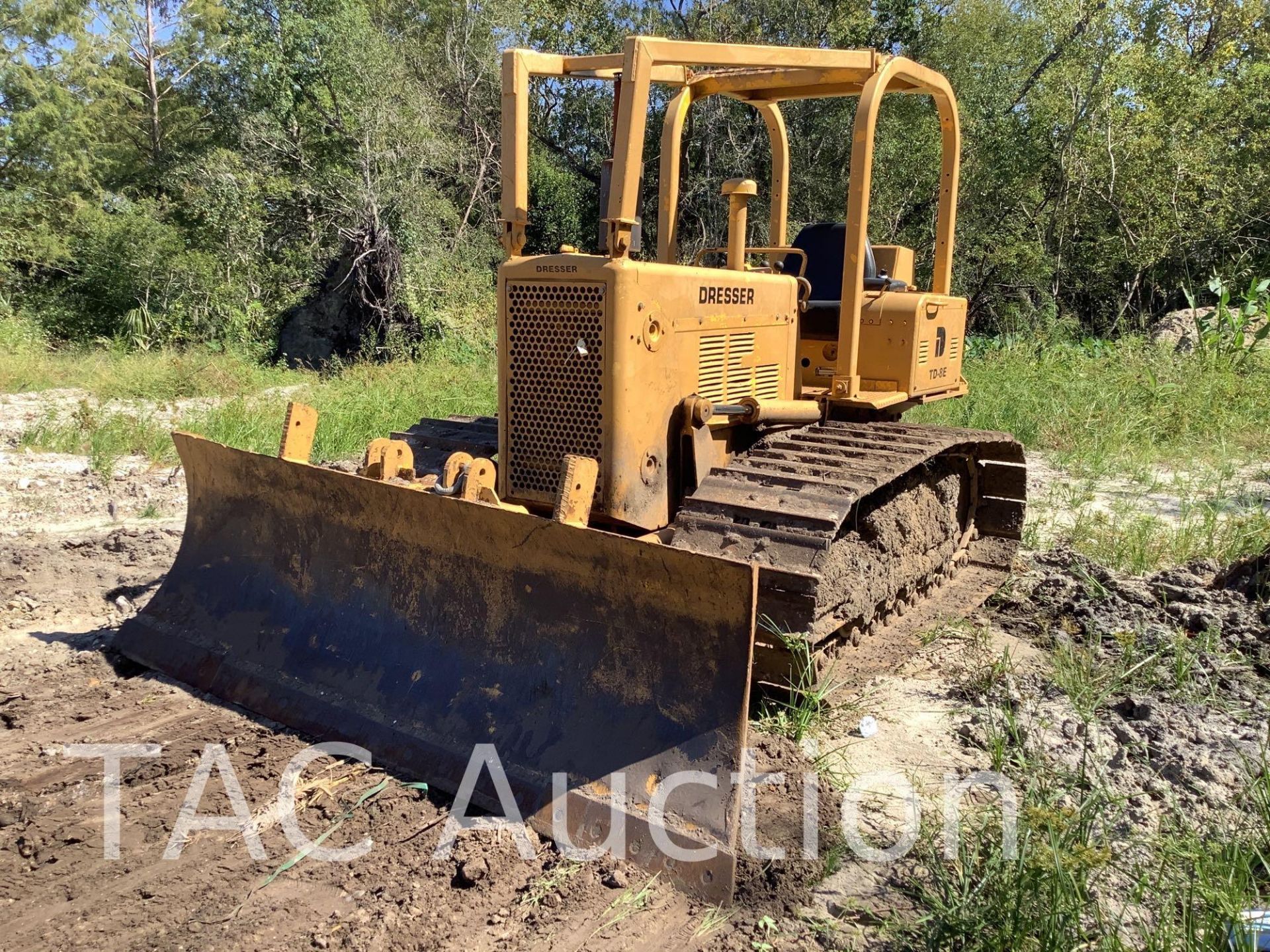 International TD-8E Dozer - Image 3 of 34