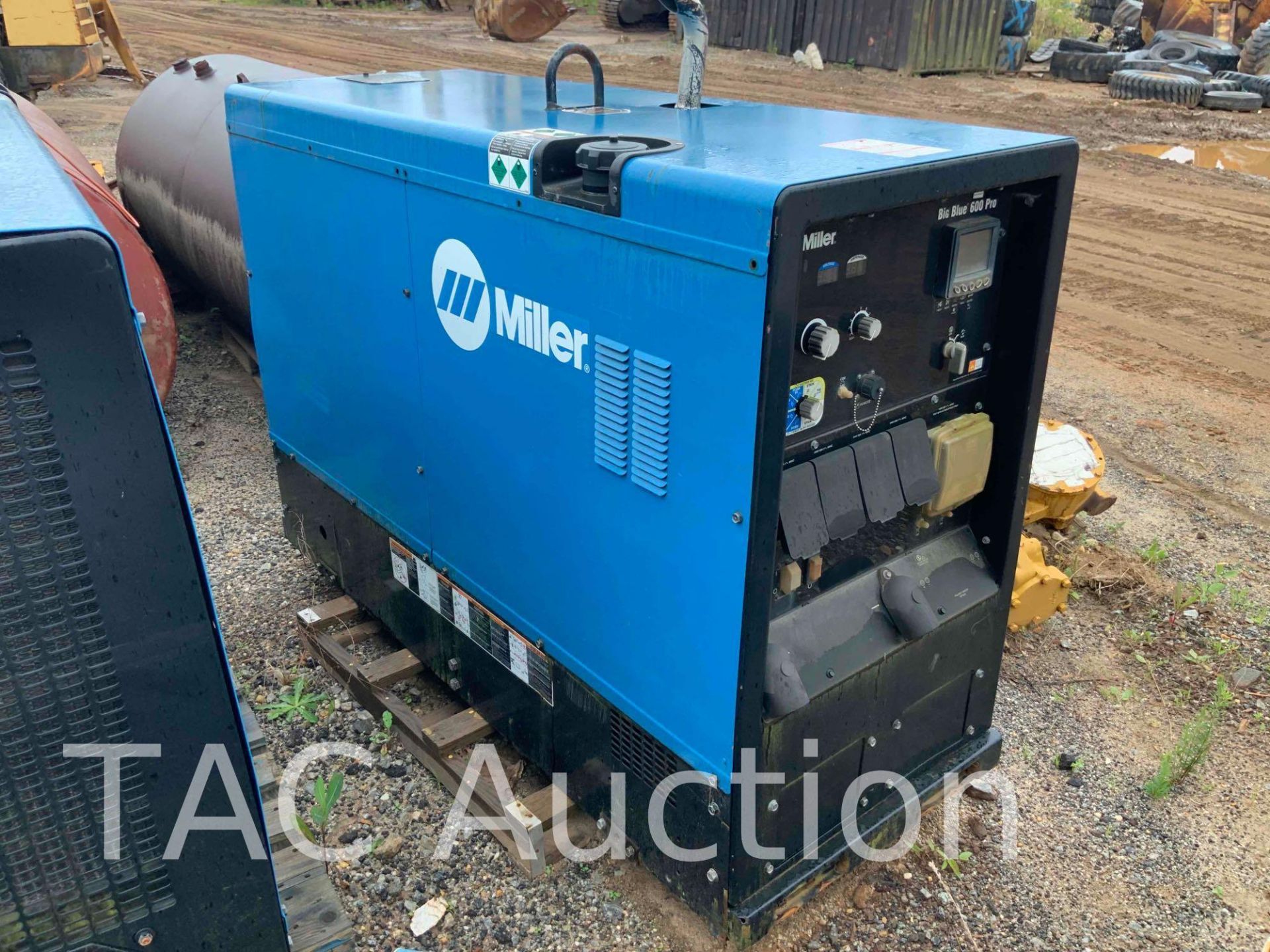 Miller Big Blue 600 Pro Welder - Image 3 of 26