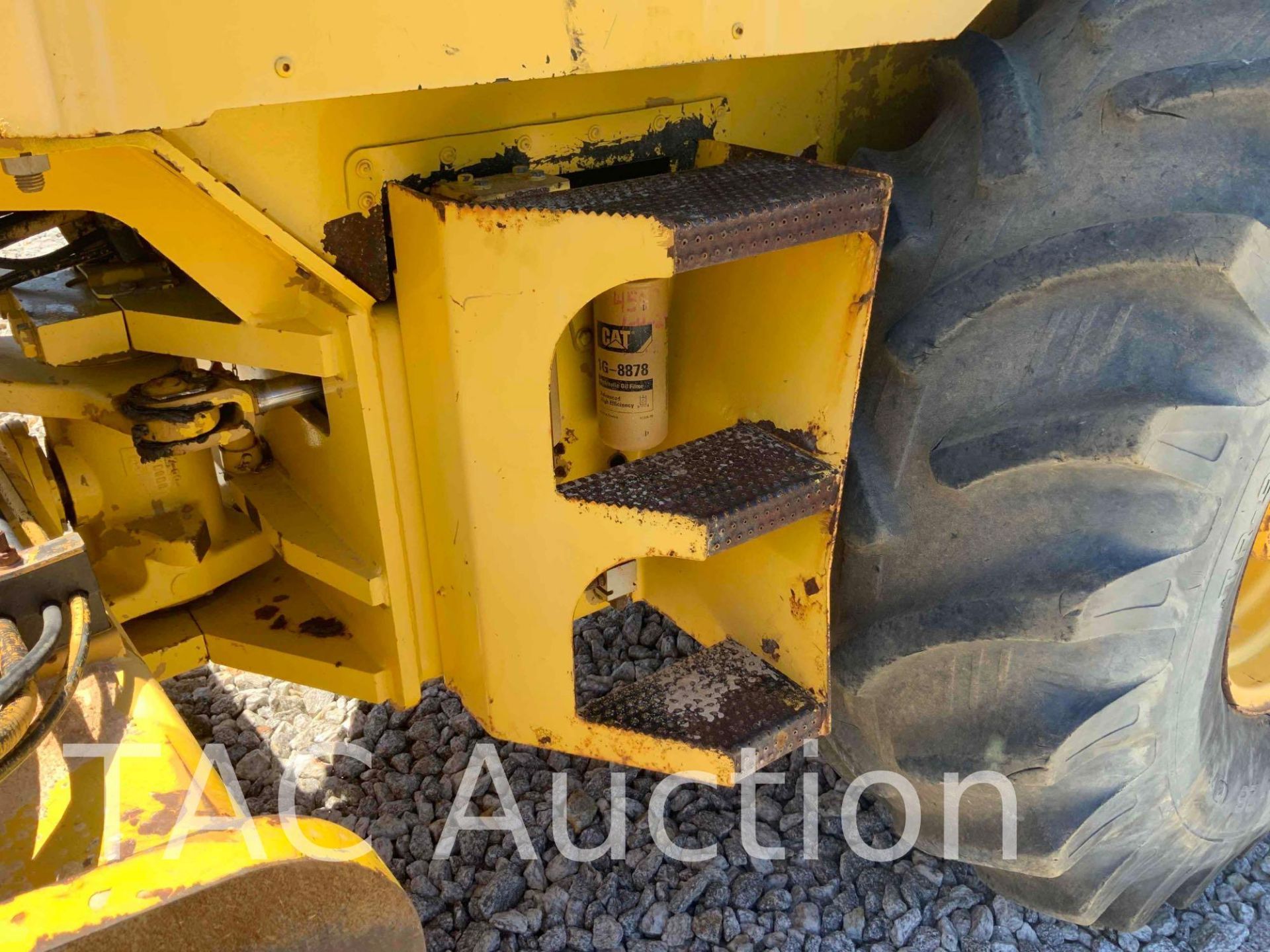 2004 Caterpillar CP-563E Padfoot Vibratory Compactor Roller - Image 32 of 51