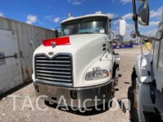 2007 Mack CXN613 Day Cab