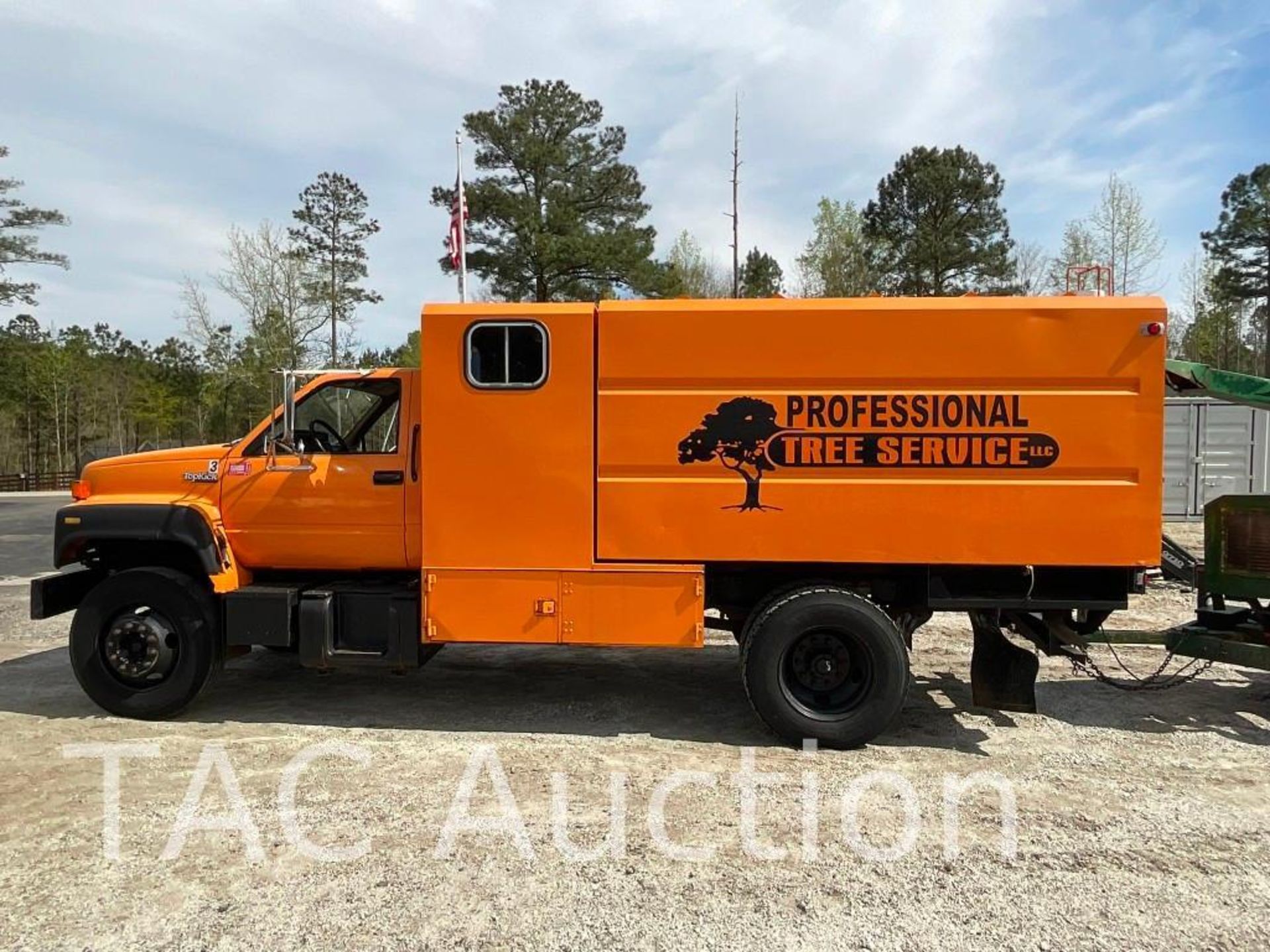 1996 GMC Topkick C7 Chipper Body Dump Truck - Image 9 of 50