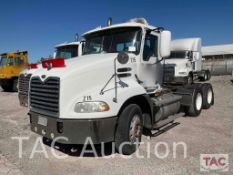 2006 Mack CXN613 Day Cab