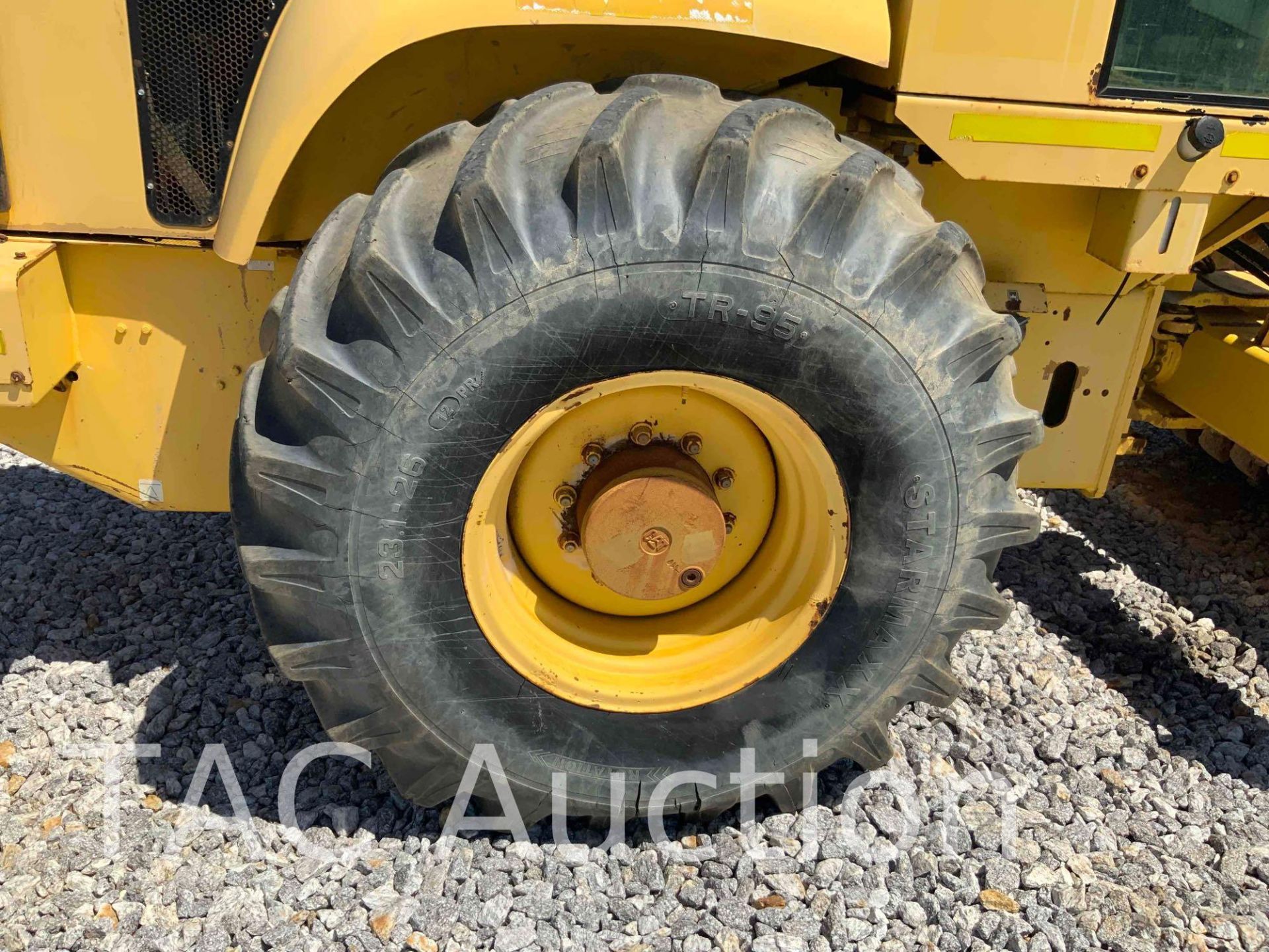 2004 Caterpillar CP-563E Padfoot Vibratory Compactor Roller - Image 46 of 51