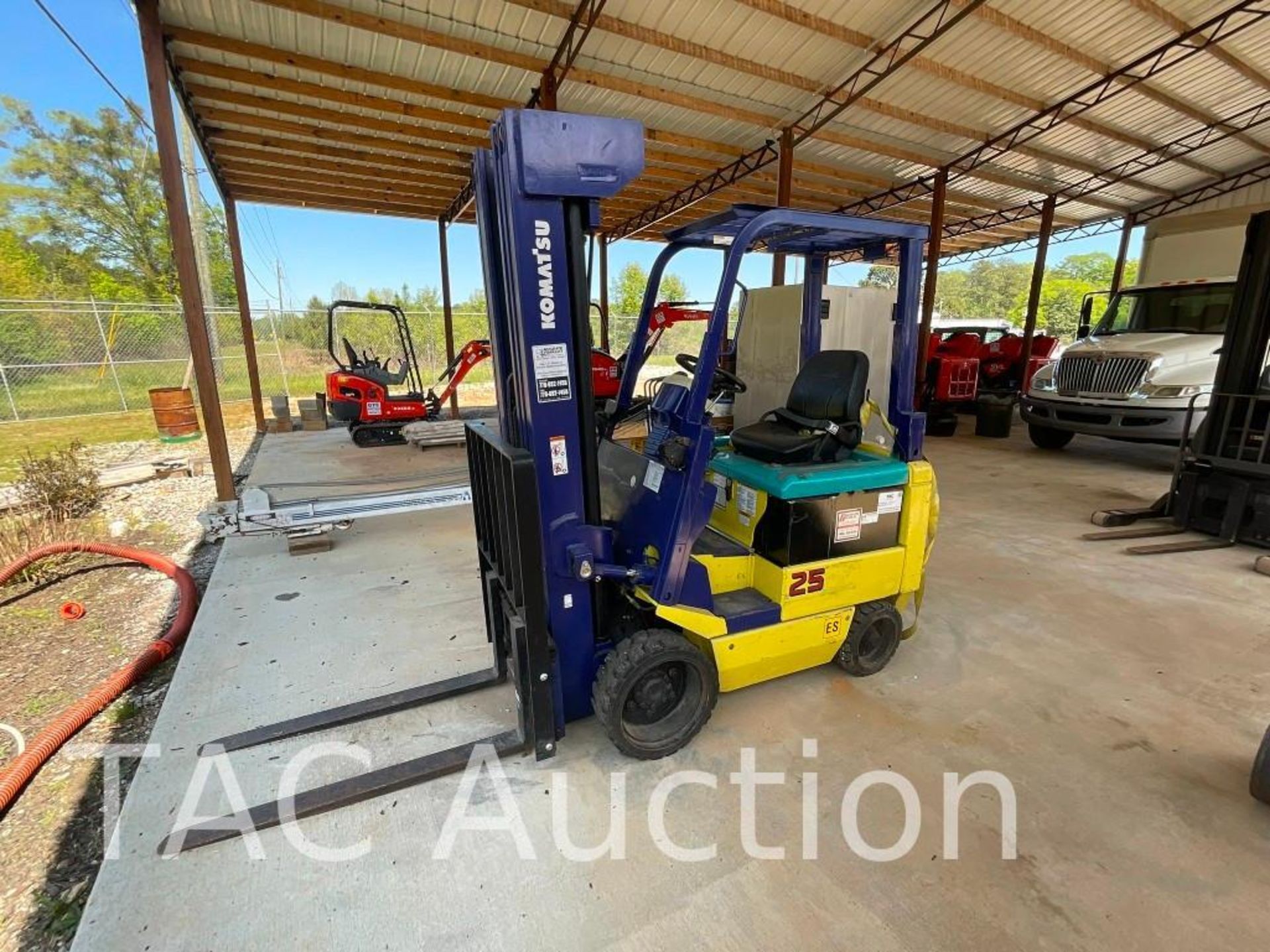 2003 Komatsu FB25SH-5 Forklift