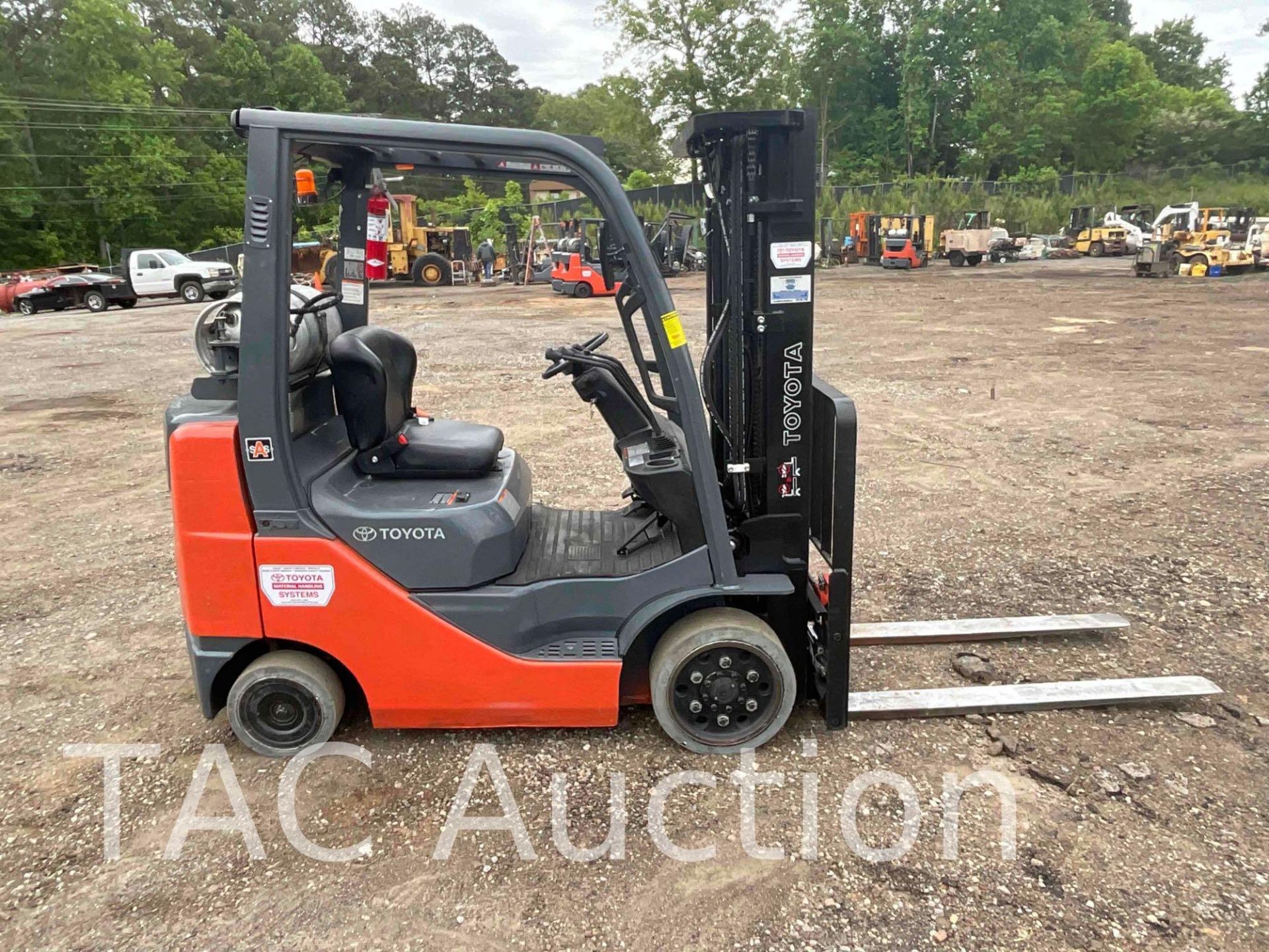 Toyota 8FGCU25 Forklift - Image 4 of 24