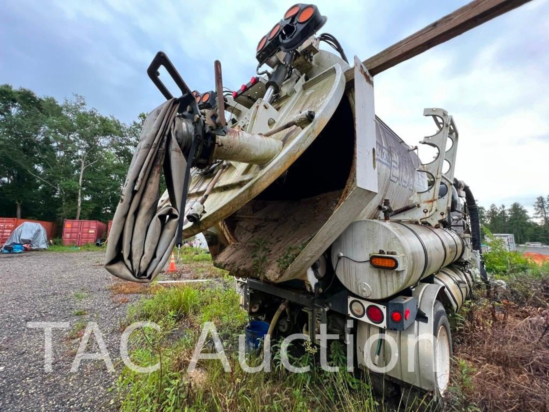 2007 Sterling HydroVac Truck - Image 15 of 19