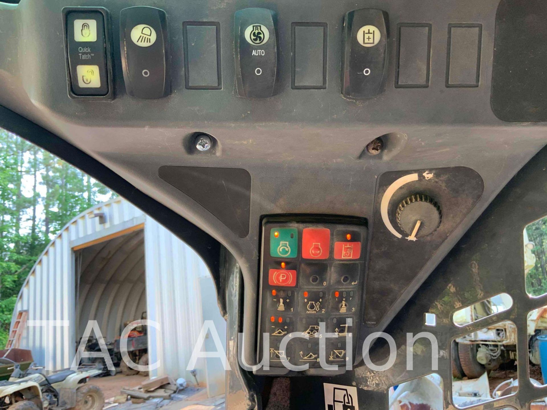 2018 John Deere 333G Skid Steer - Image 16 of 41