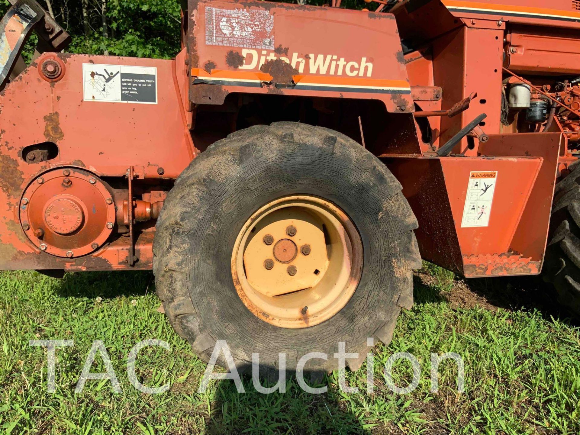 Ditch Witch 3610DD Trencher - Image 20 of 33