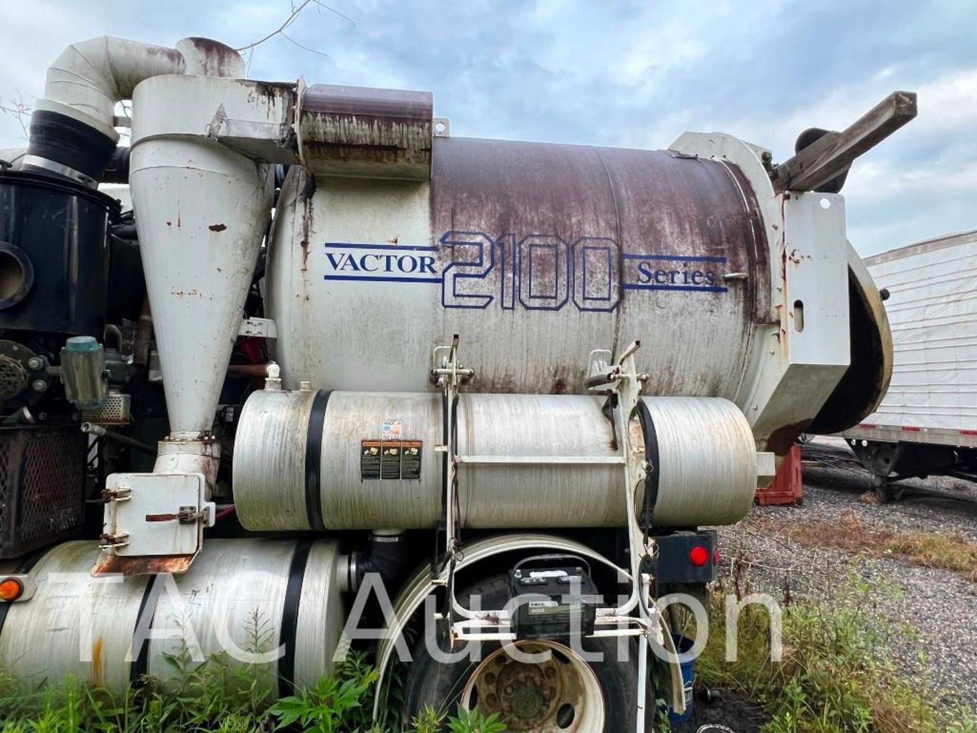 2007 Sterling HydroVac Truck - Image 13 of 19