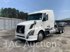 2014 Volvo VNL Sleeper Truck