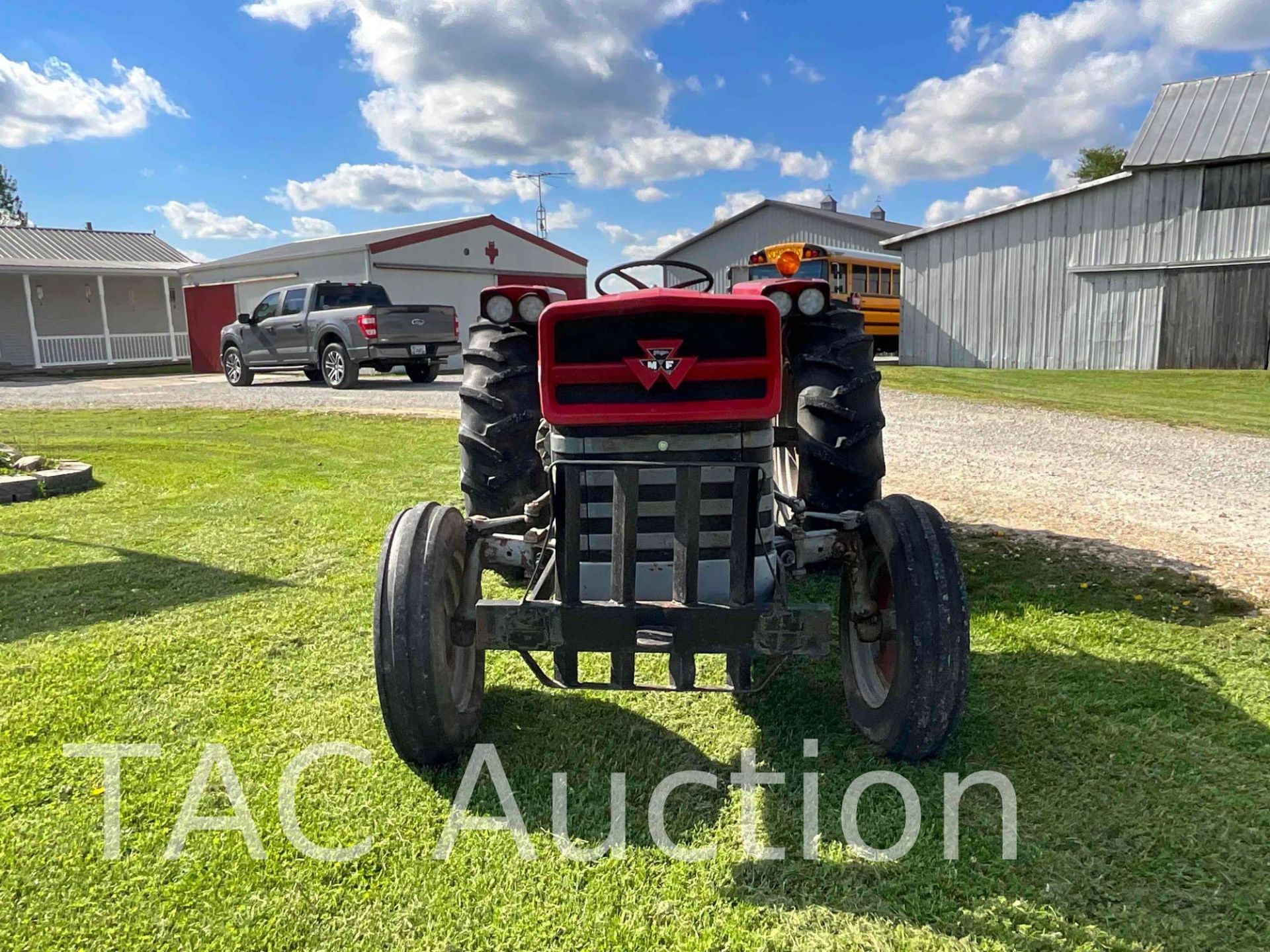 Massey Ferguson 135 Utility Tractor - Image 2 of 36