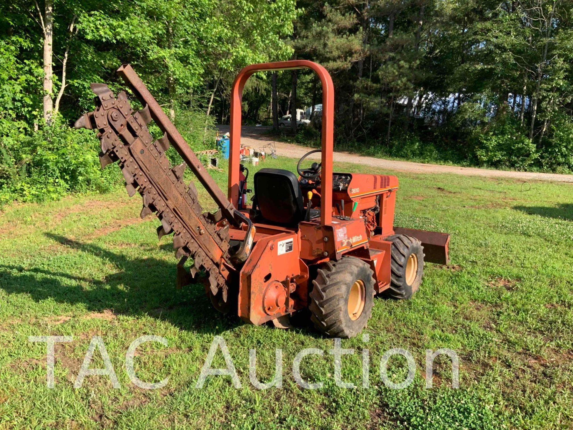 Ditch Witch 3610DD Trencher - Image 5 of 33