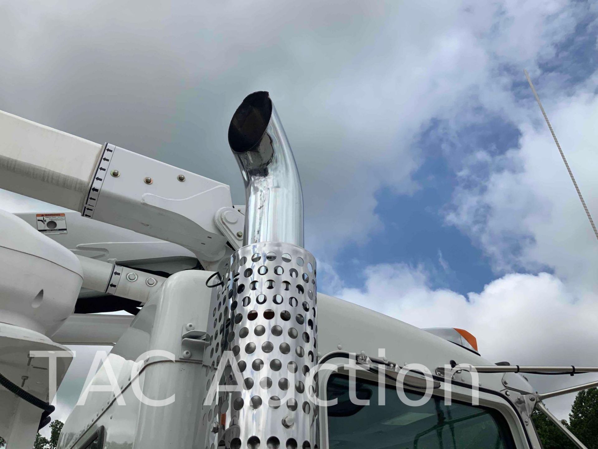 2022 Kenworth T370 W/ Altec AT41M Bucket Truck - Image 45 of 91