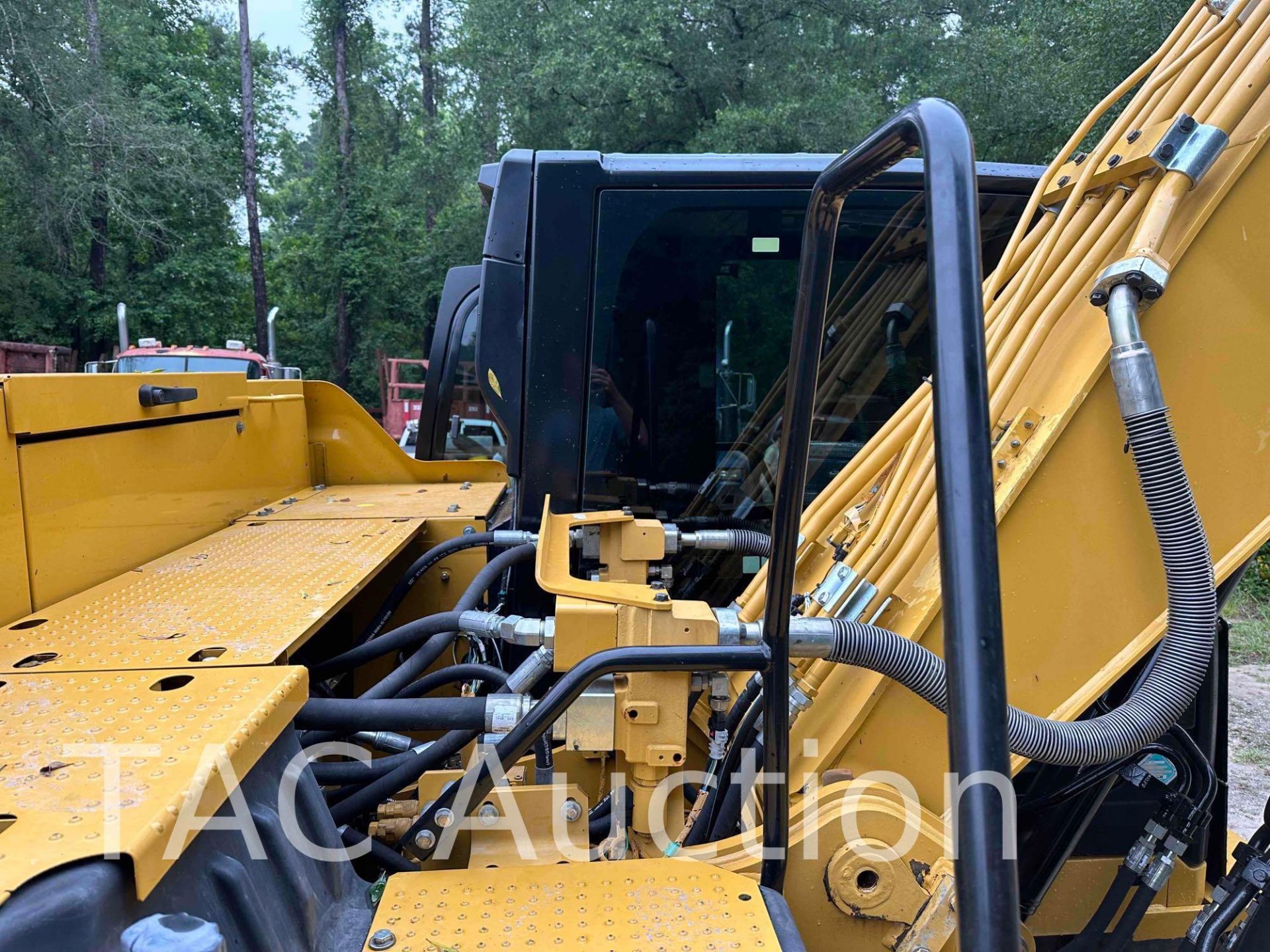 2018 CAT 320 Hydraulic Excavator - Image 58 of 82