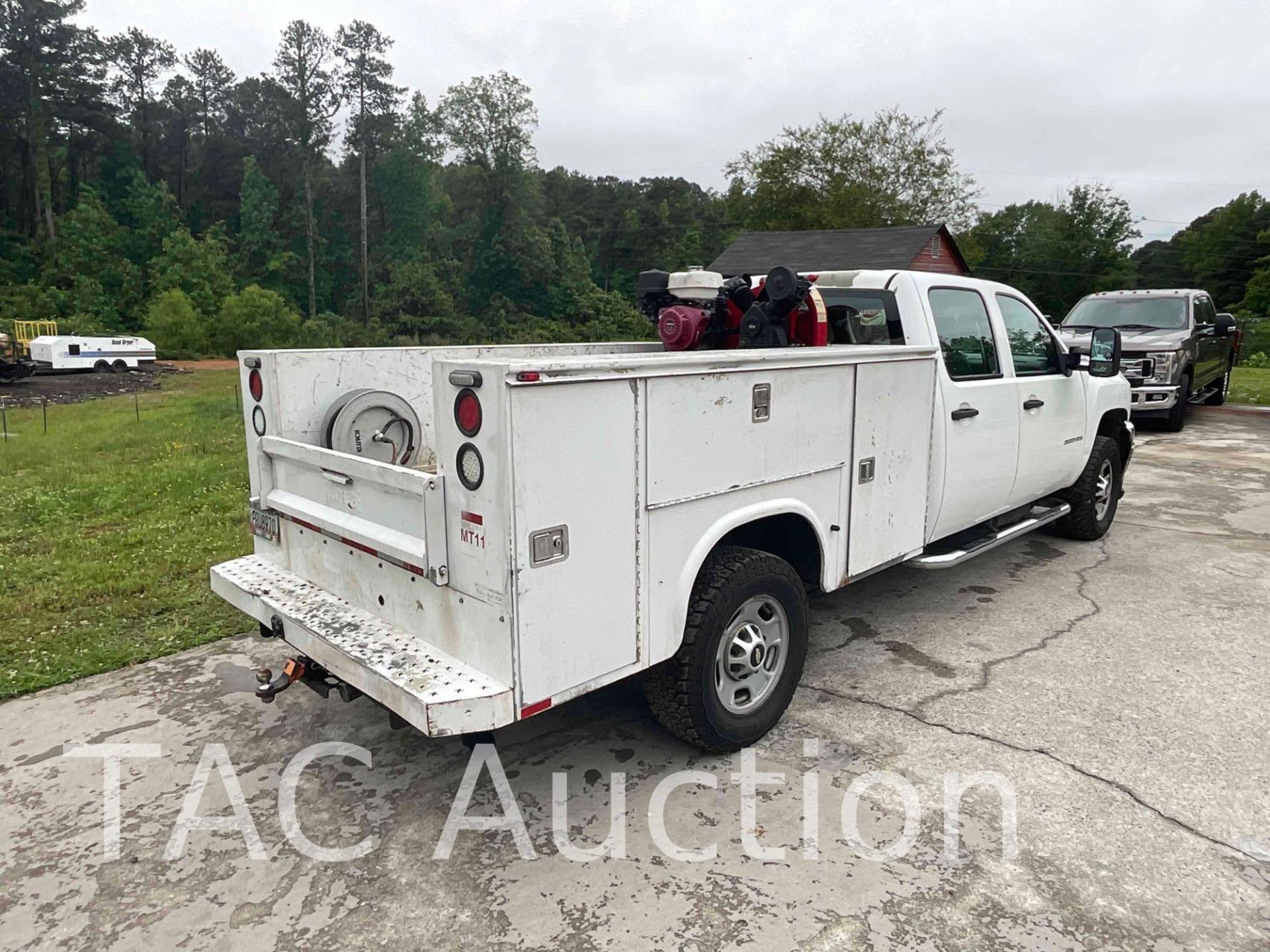 2013 Chevrolet 2500 Crew Cab Service Truck - Image 5 of 44