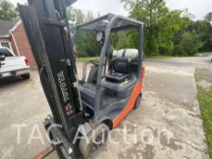 Toyota 8FGCU25 Forklift