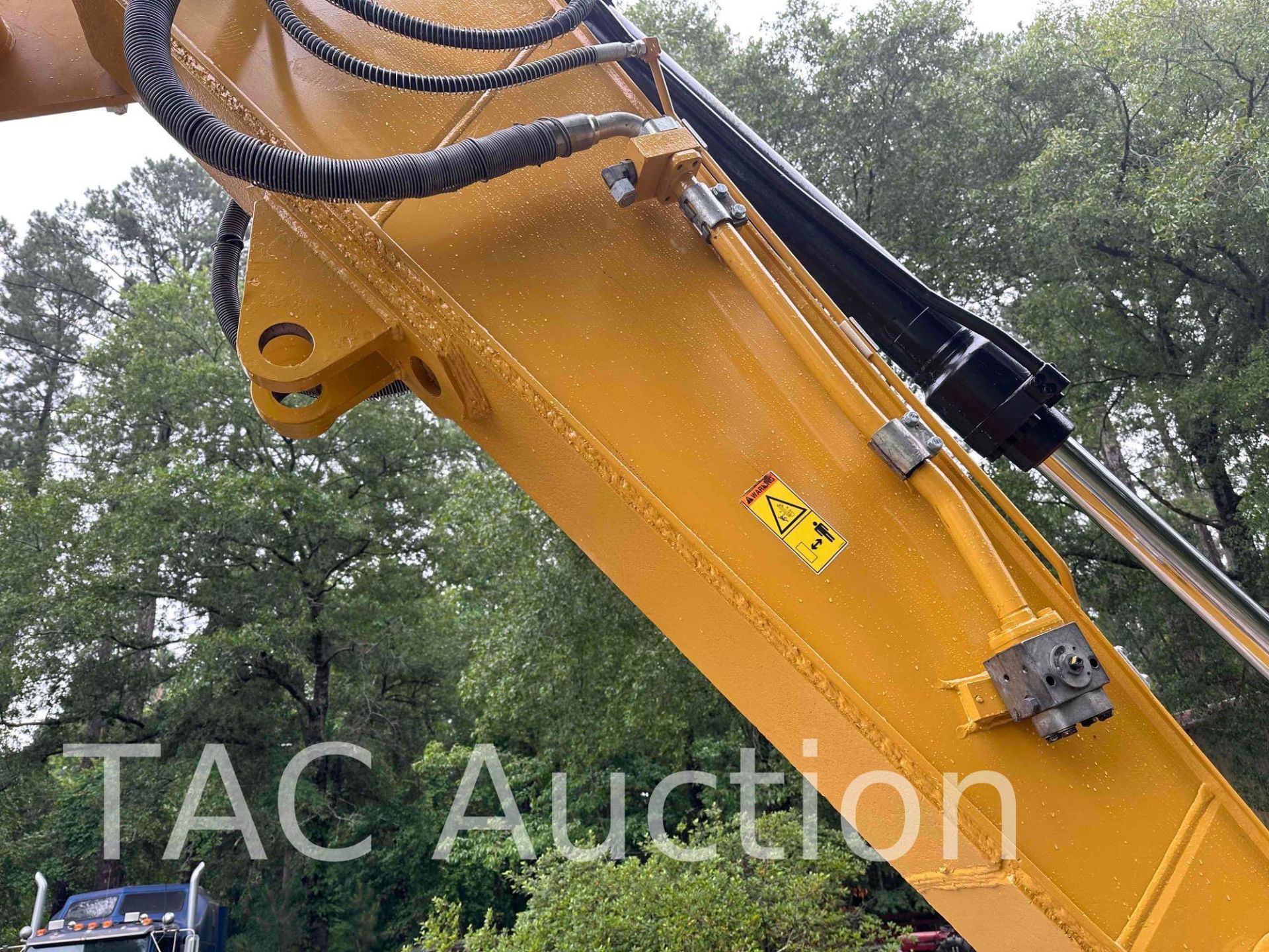 2018 CAT 320 Hydraulic Excavator - Image 14 of 82