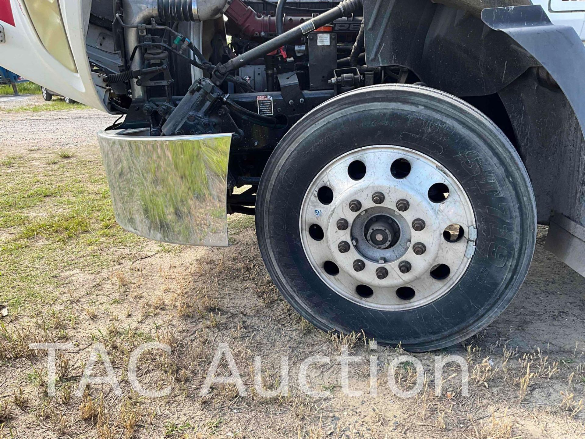 2015 Mack CXU613 Sleeper Truck - Image 58 of 72