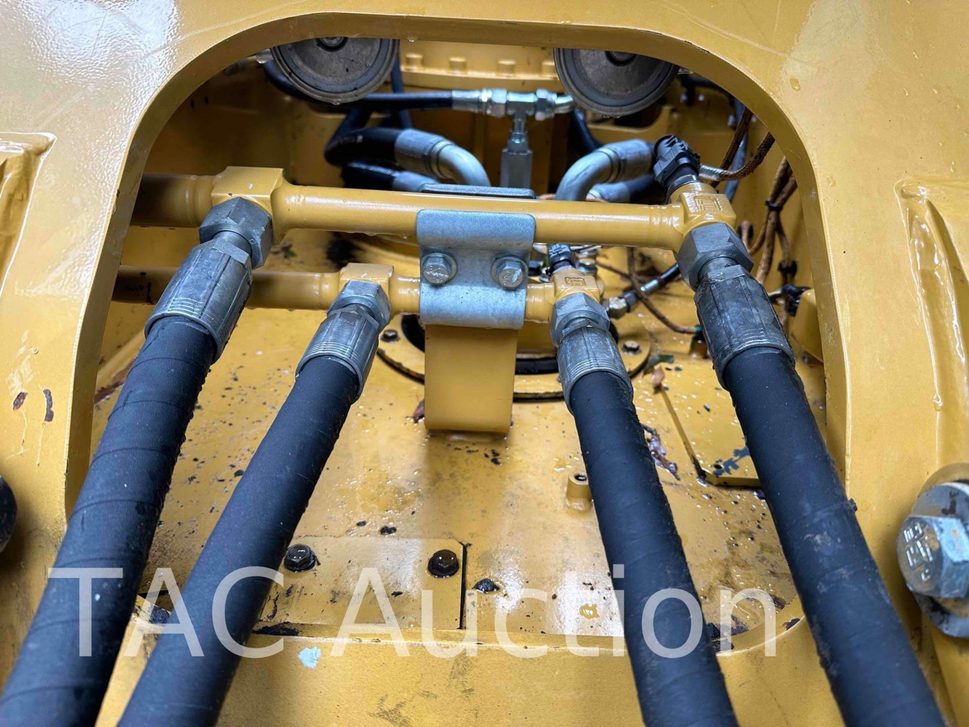 2018 CAT 320 Hydraulic Excavator - Image 52 of 82