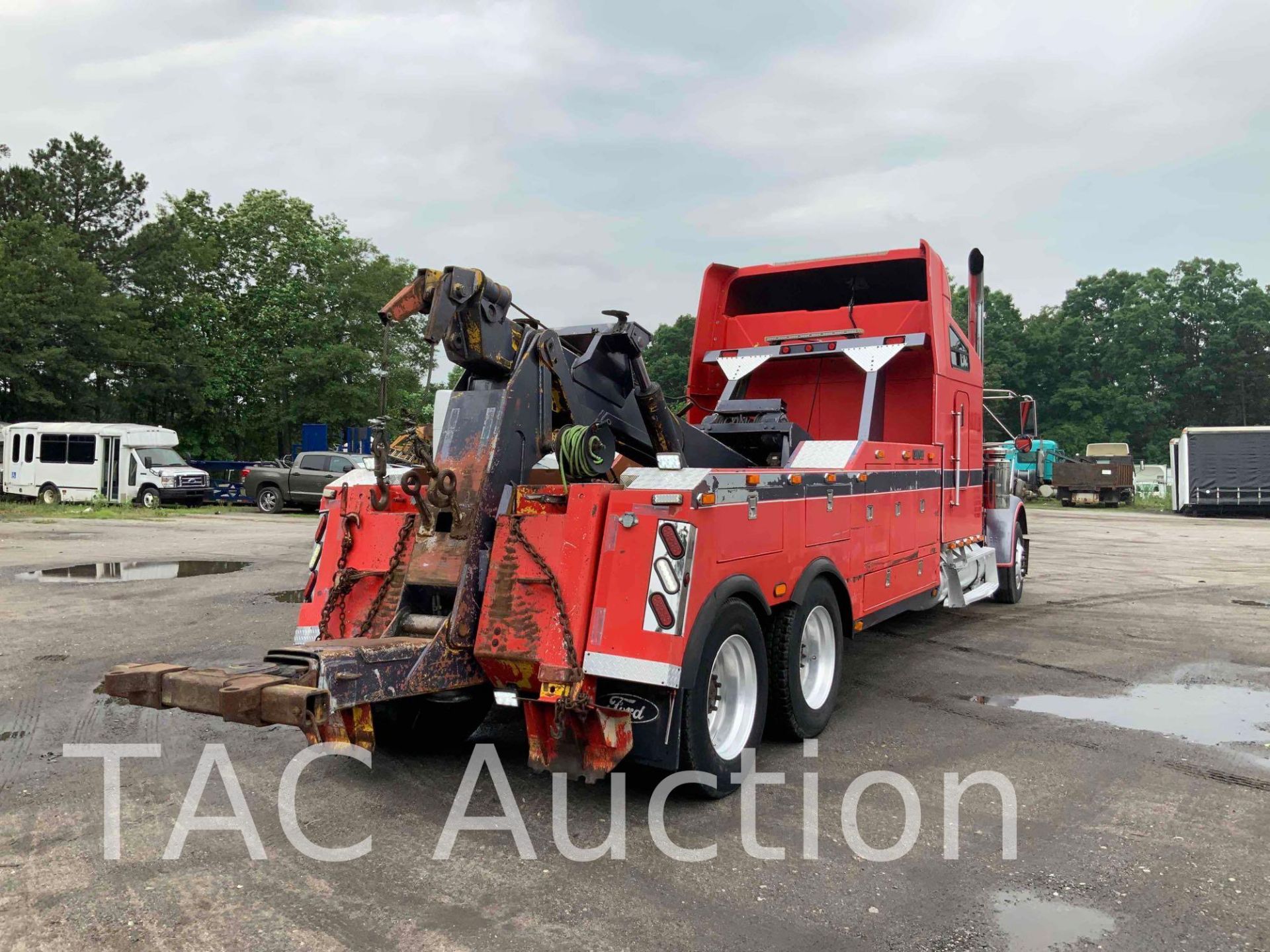 1992 Freightliner W/ Century 5030/T Series Wrecker Body Sleeper Truck - Image 5 of 74