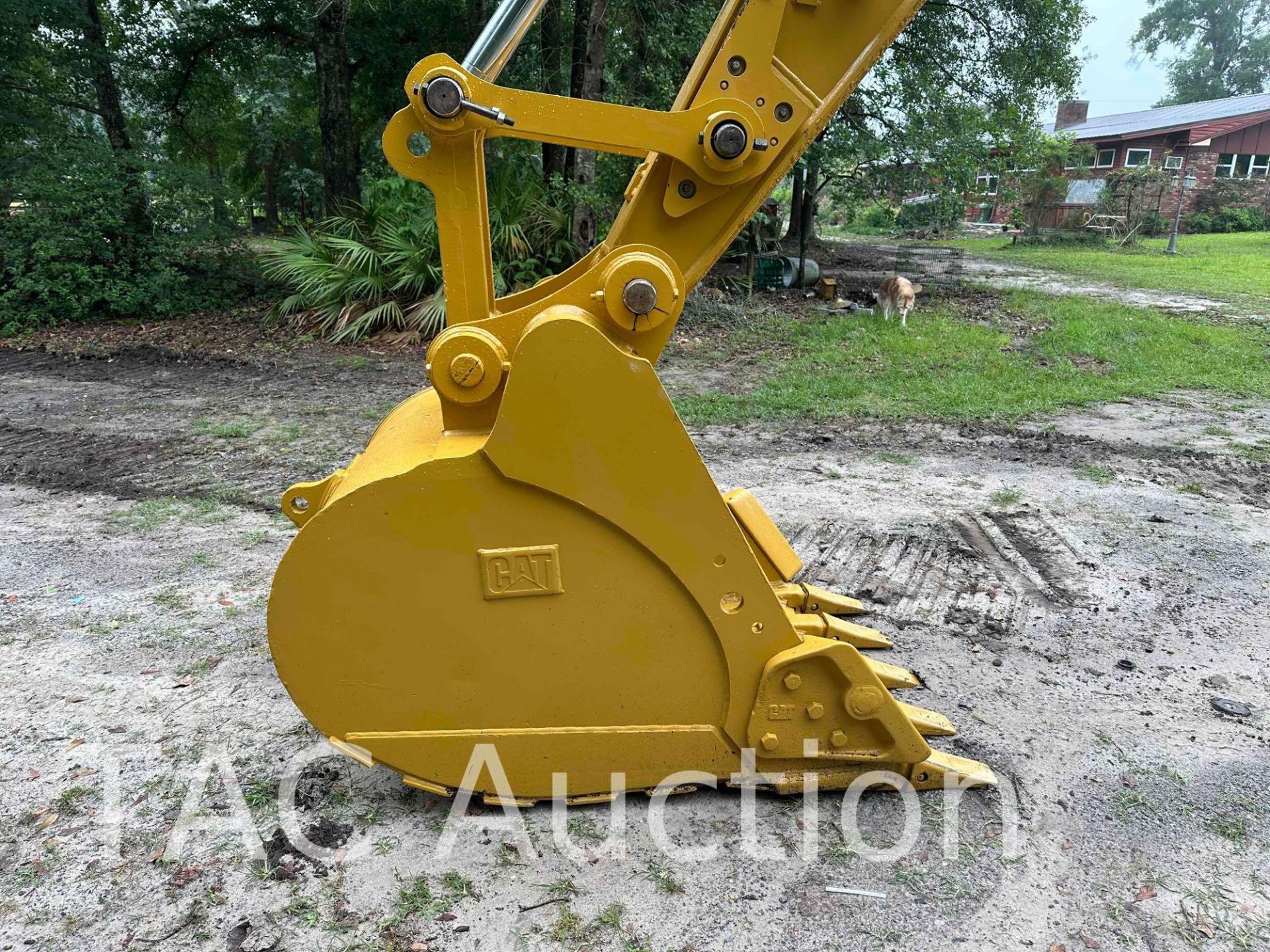 2018 CAT 320 Hydraulic Excavator - Image 9 of 82