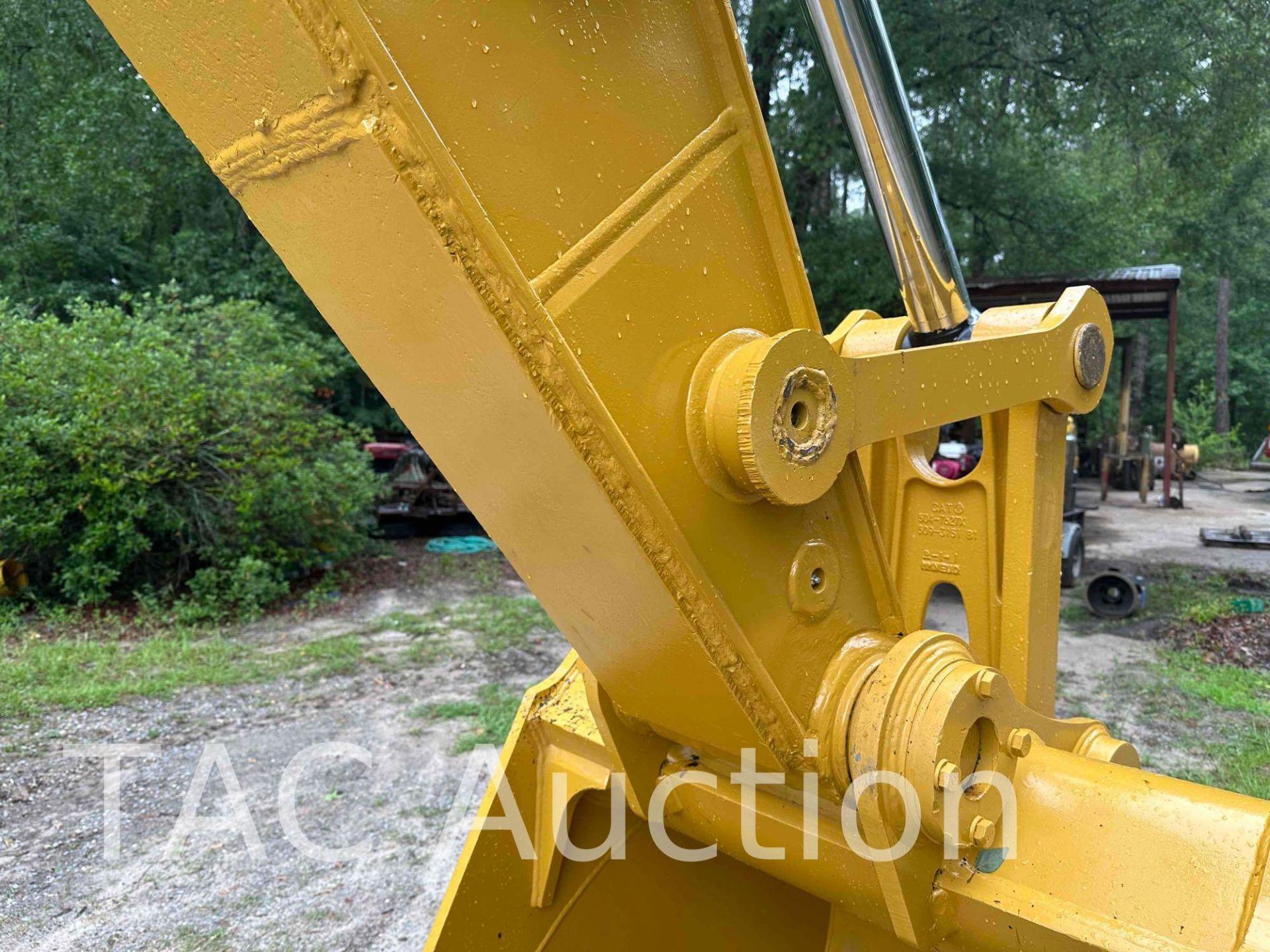 2018 CAT 320 Hydraulic Excavator - Image 13 of 82
