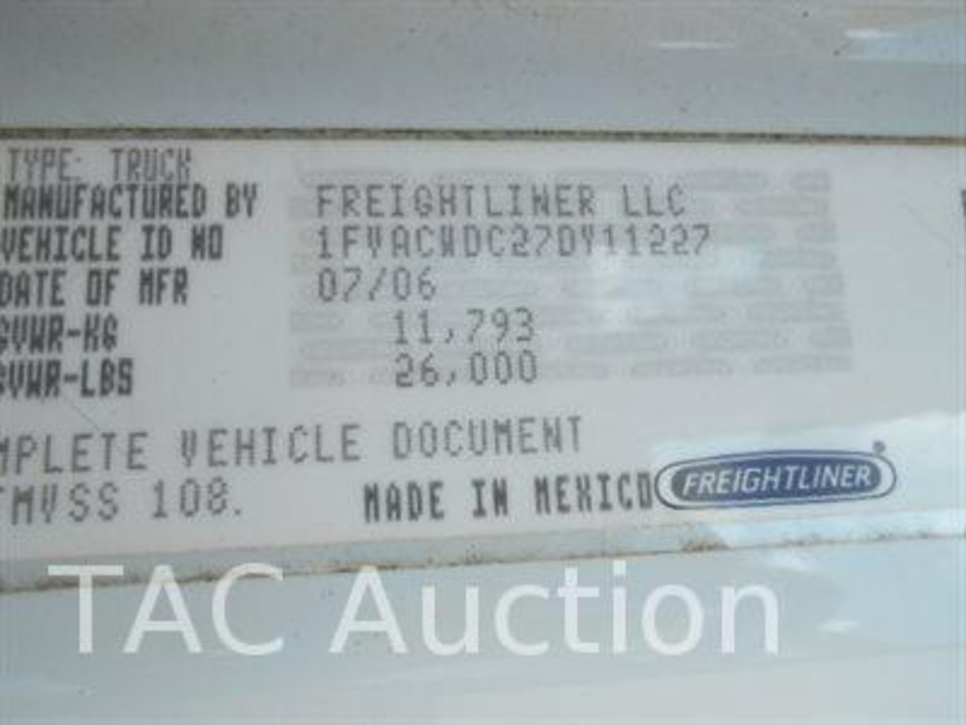 2007 Freightliner M2 26ft Box Truck - Image 40 of 44